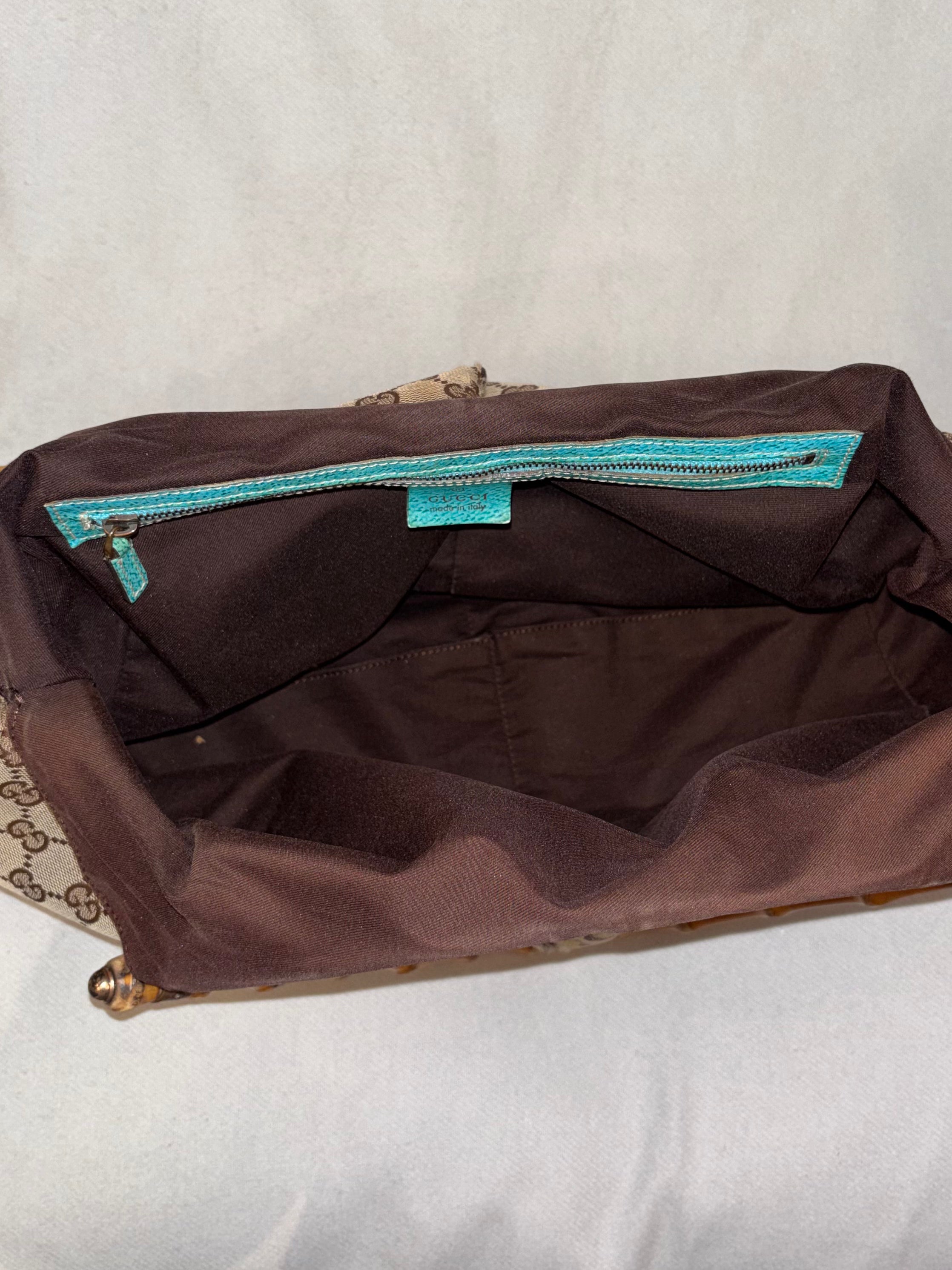 'GG' MONOGRAM BAMBOO HANDBAG.
