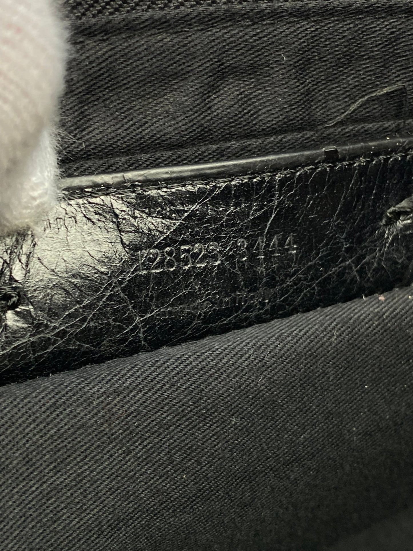 BALENCIAGA PARIS A/W '16 LE CAGOLE LEATHER HANDBAG. - SEVENUES.