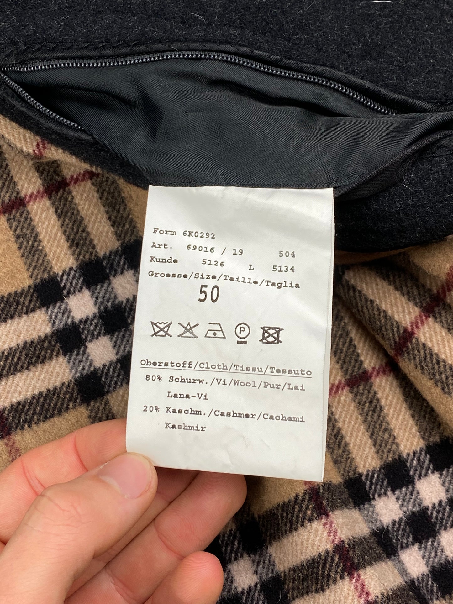 BURBERRY LONDON CASHMERE & WOOL OVERCOAT. (50 / M)