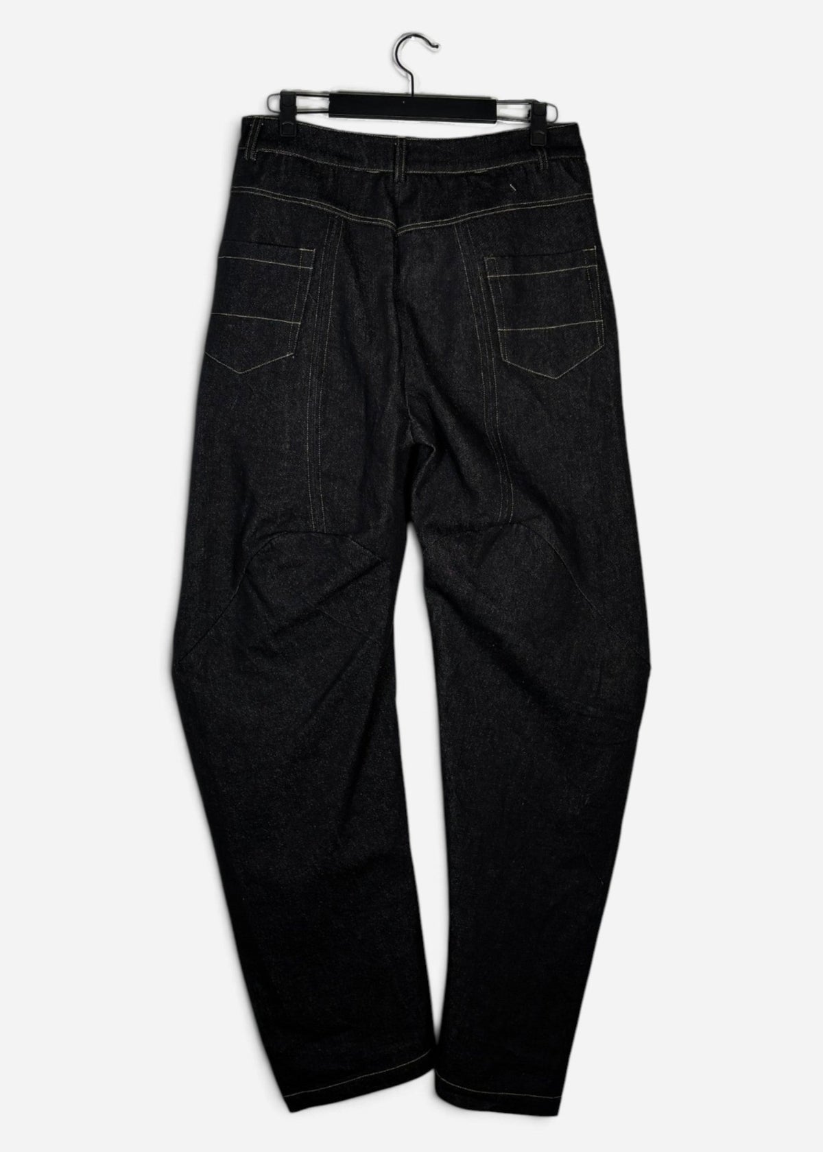 DARTED CONTRAST STITCH DENIM JEANS. (M) - SEVENUES.