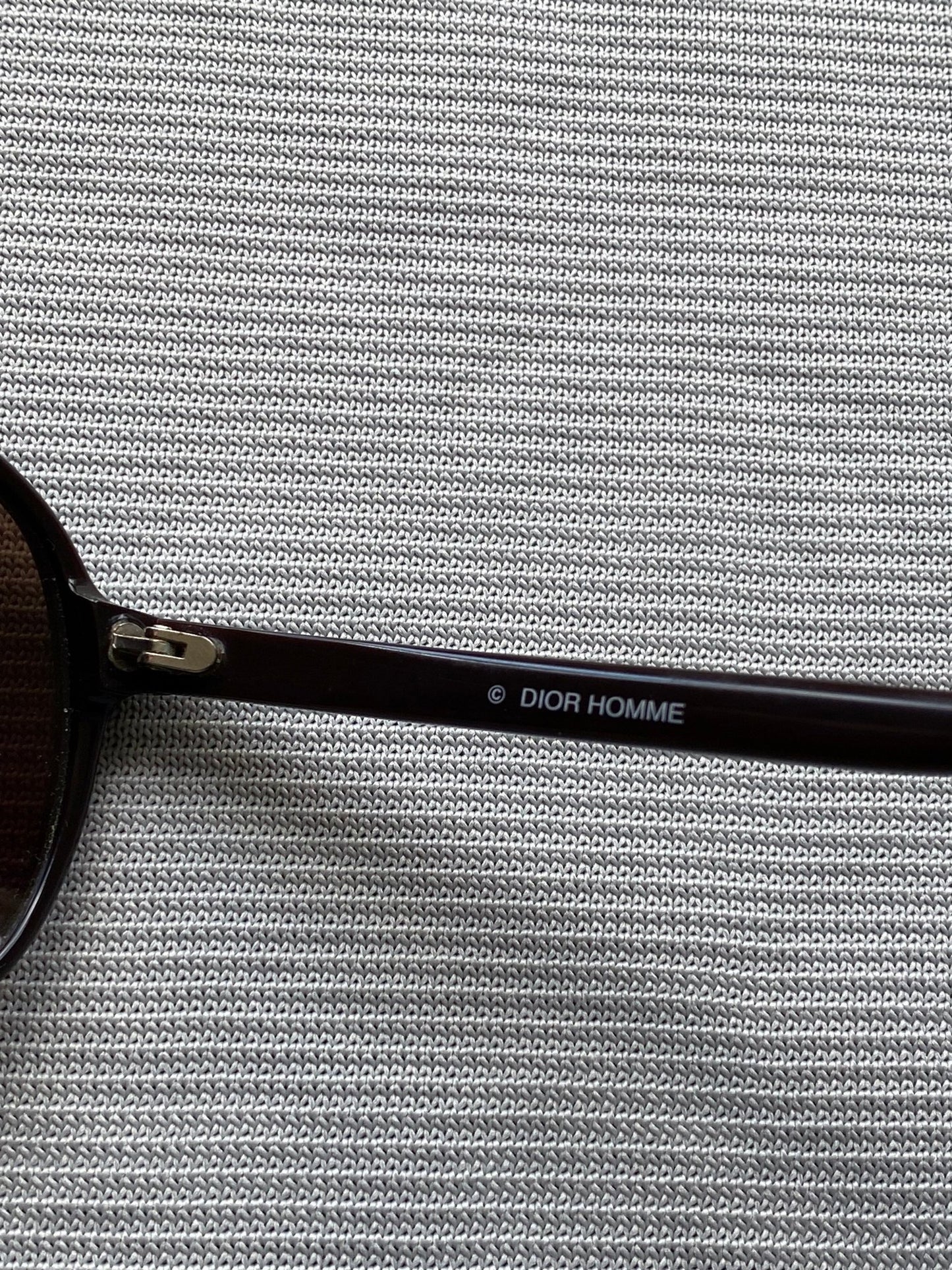 DIOR HOMME 'BLACK TIE' AVIATOR SUNGLASSES. - SEVENUES.