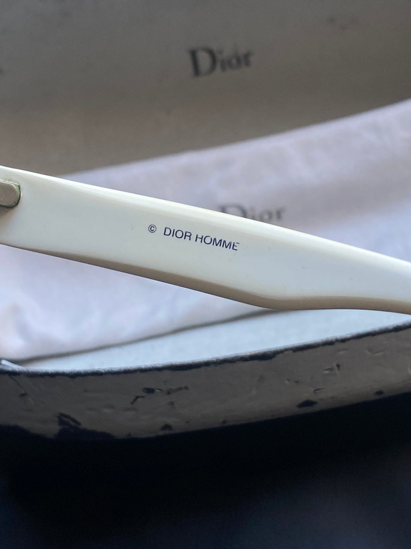 DIOR HOMME 'BLACK TIE' SHIELD SUNGLASSES. - SEVENUES.