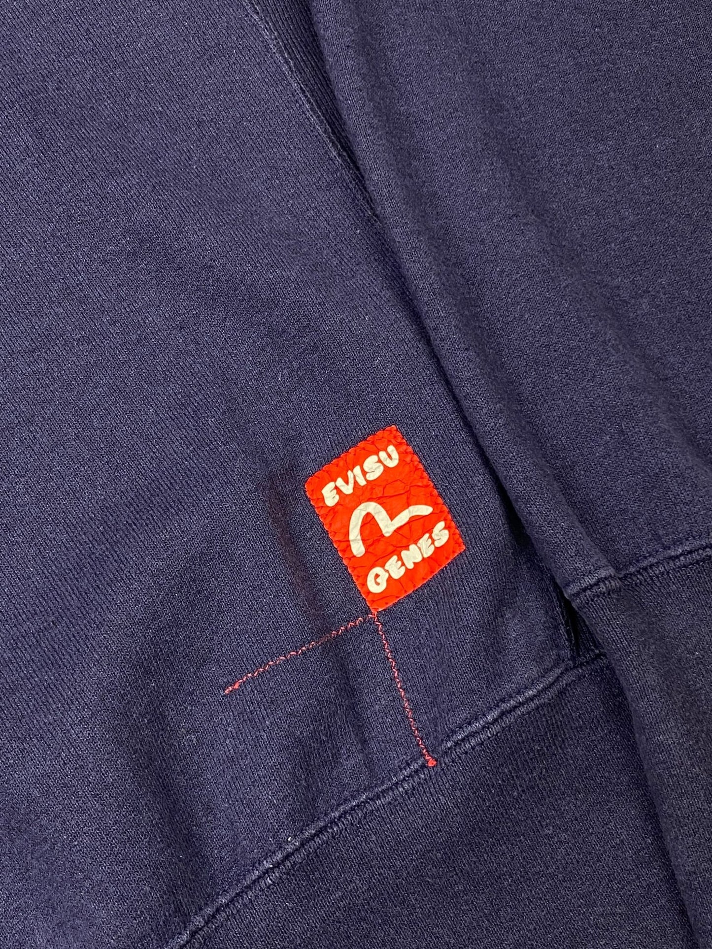 EVISU GENES 'EVISYA TAYLOR' V - NOTCH CREWNECK SWEATSHIRT. (M) - SEVENUES.