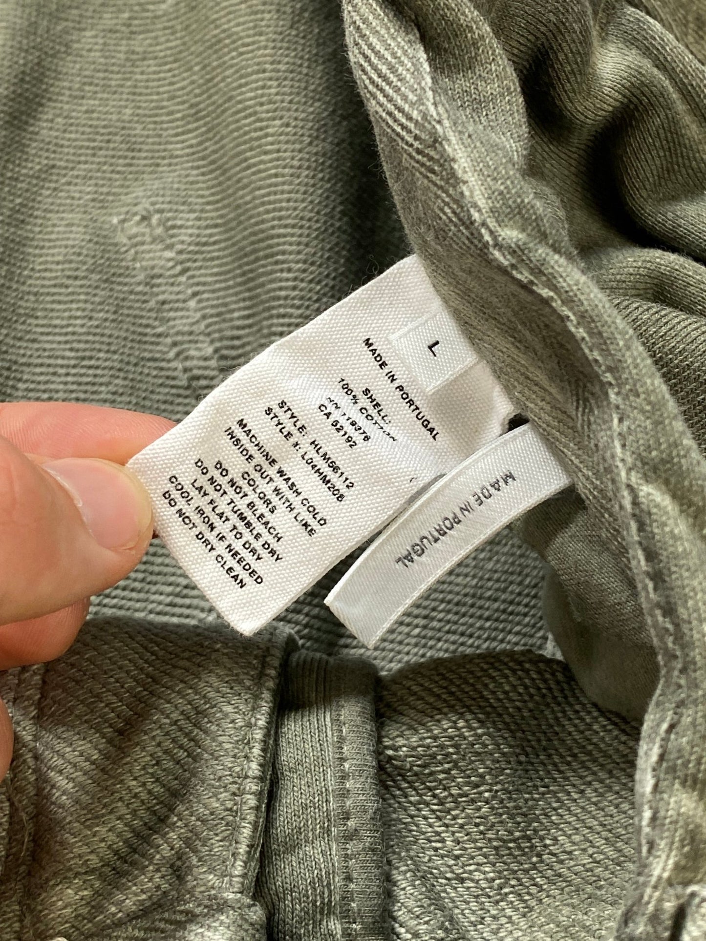 HELMUT LANG OBJECT DYED CARGO SWEATPANTS. (L) - SEVENUES.