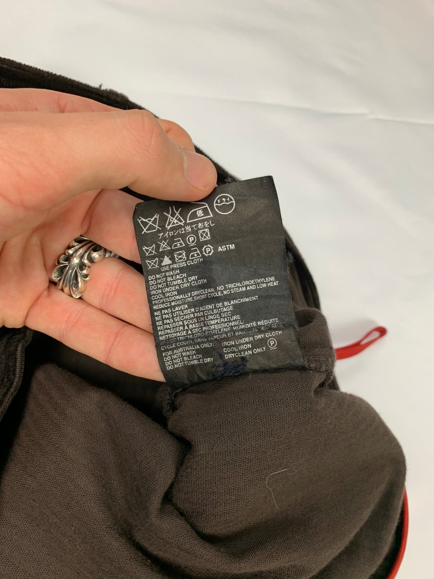 PRADA MILANO LINEA ROSSA CORDUROY PANTS. (56 / XL) - SEVENUES.