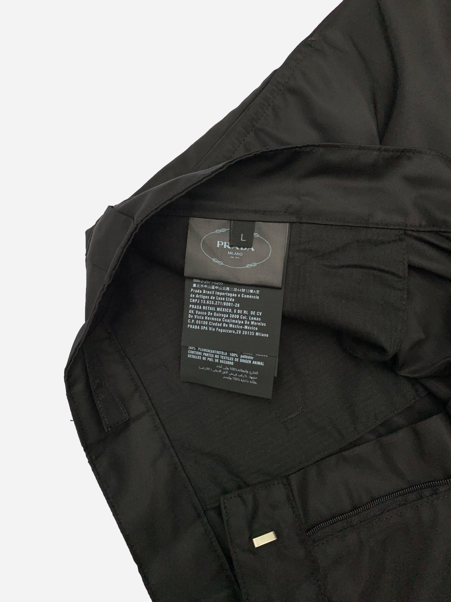 PRADA MILANO NYLON LOGO SHORTS. (L) - SEVENUES.