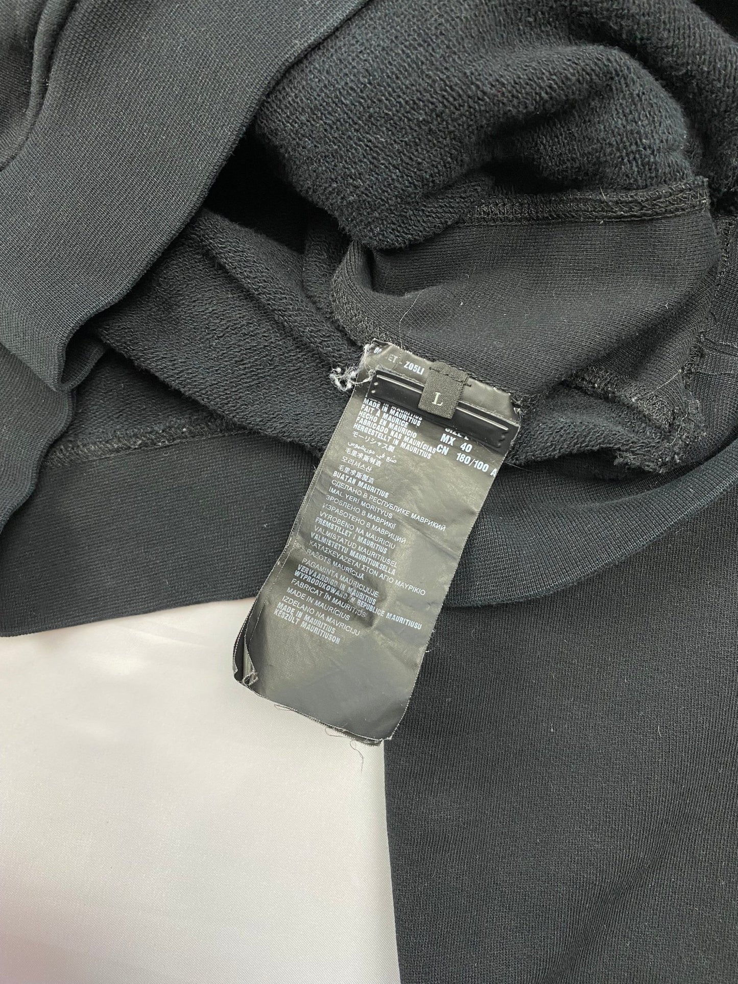 PRADA MILANO RUBBER PATCH HOODED SWEATSHIRT. (L) - SEVENUES.