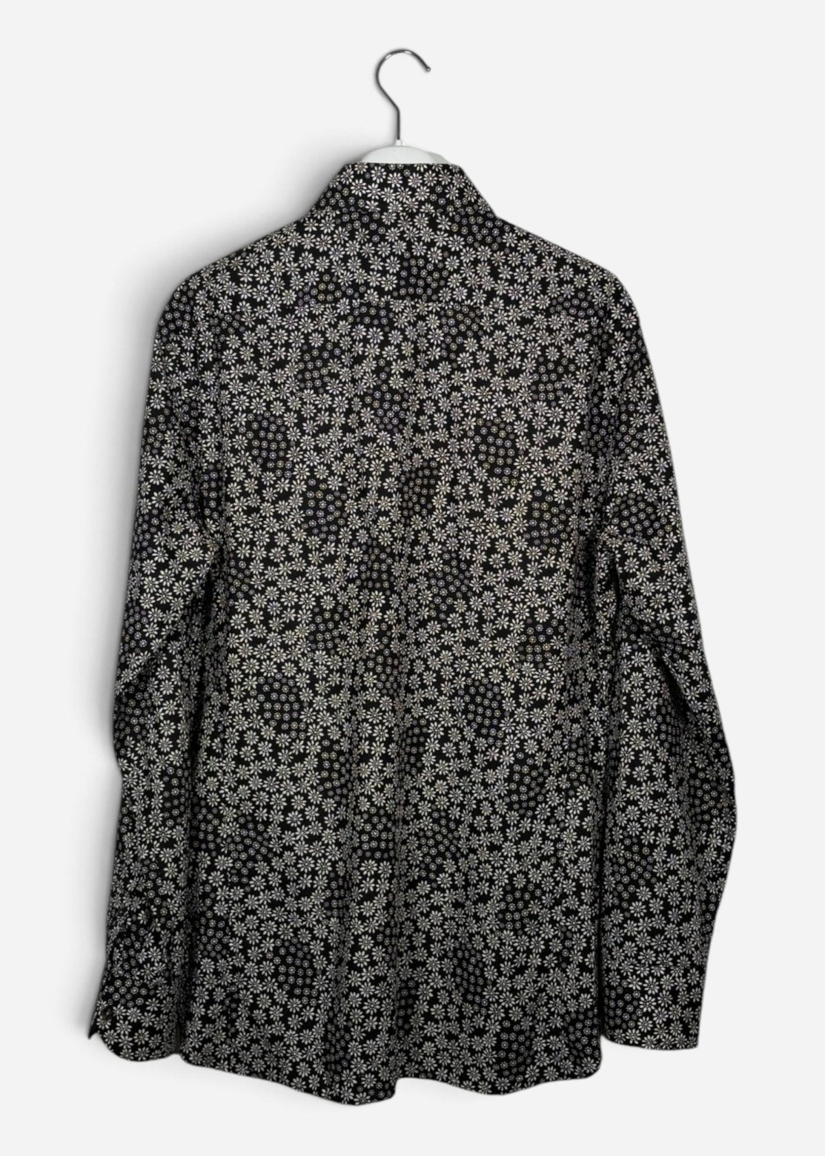 SHIRT. (43) - SEVENUES.