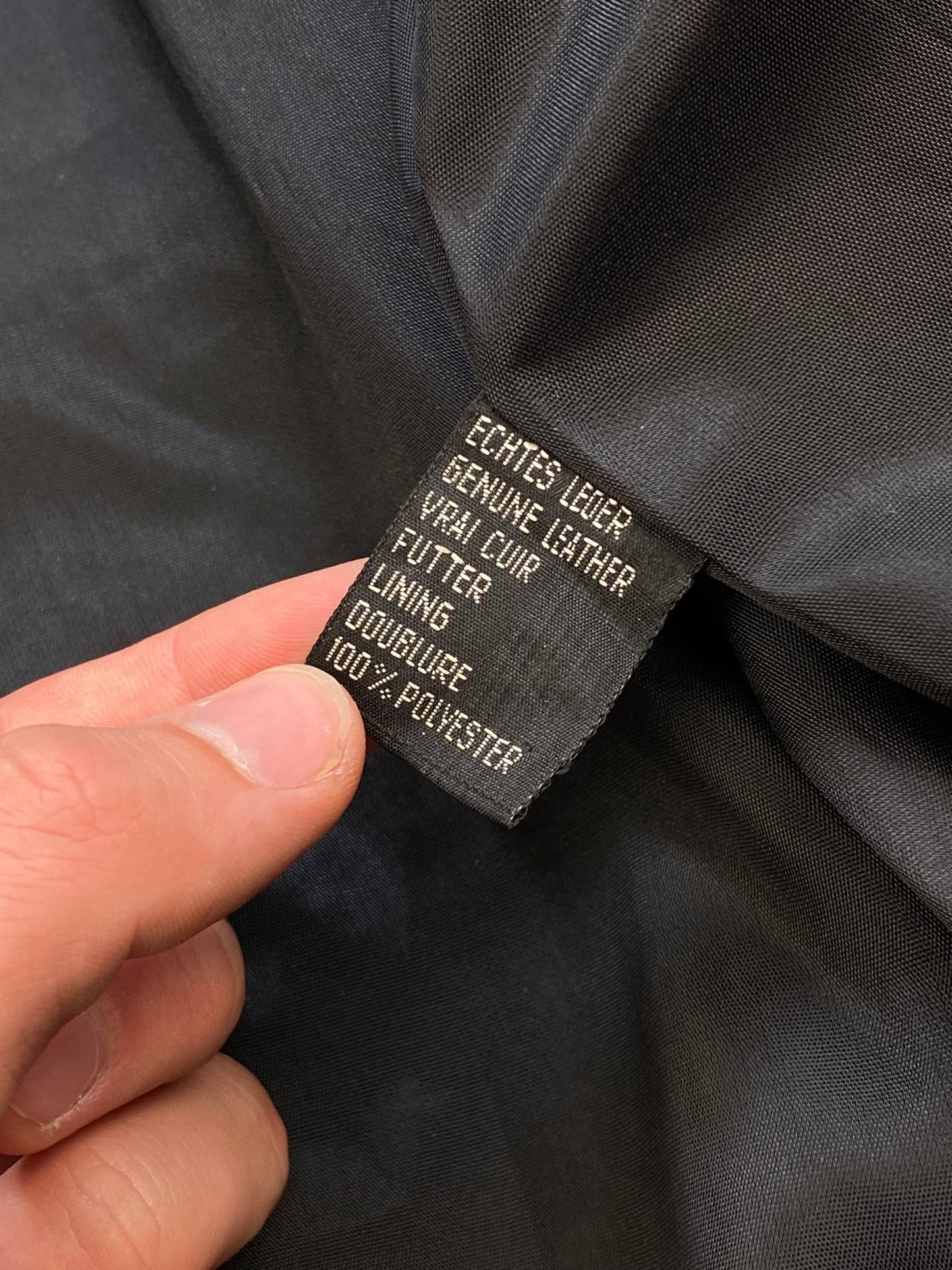 VINTAGE 1990's WORN OUT LEATHER JACKET. (XL) - SEVENUES.