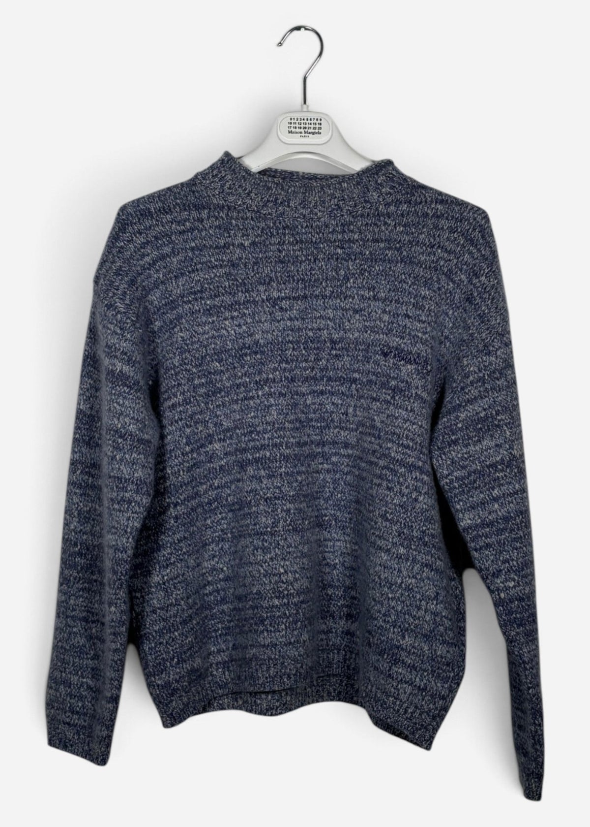 WOOL SWEATER. (L) - SEVENUES.