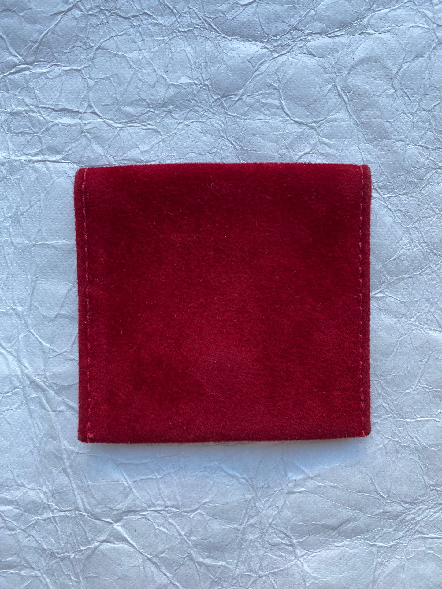 CARTIER VELVET JEWELRY POUCH RED.