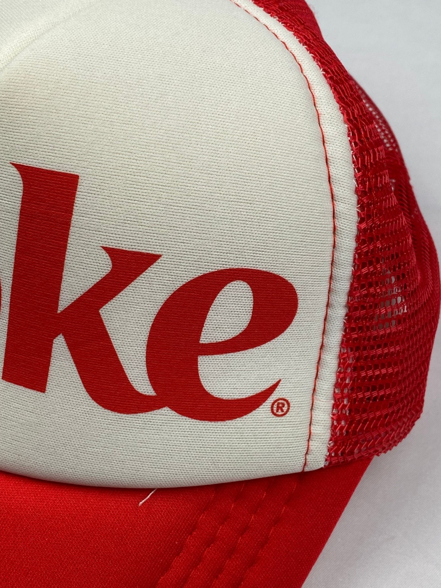 1990's COCA COLA 'COKE' TRUCKER HAT. - SEVENUES.