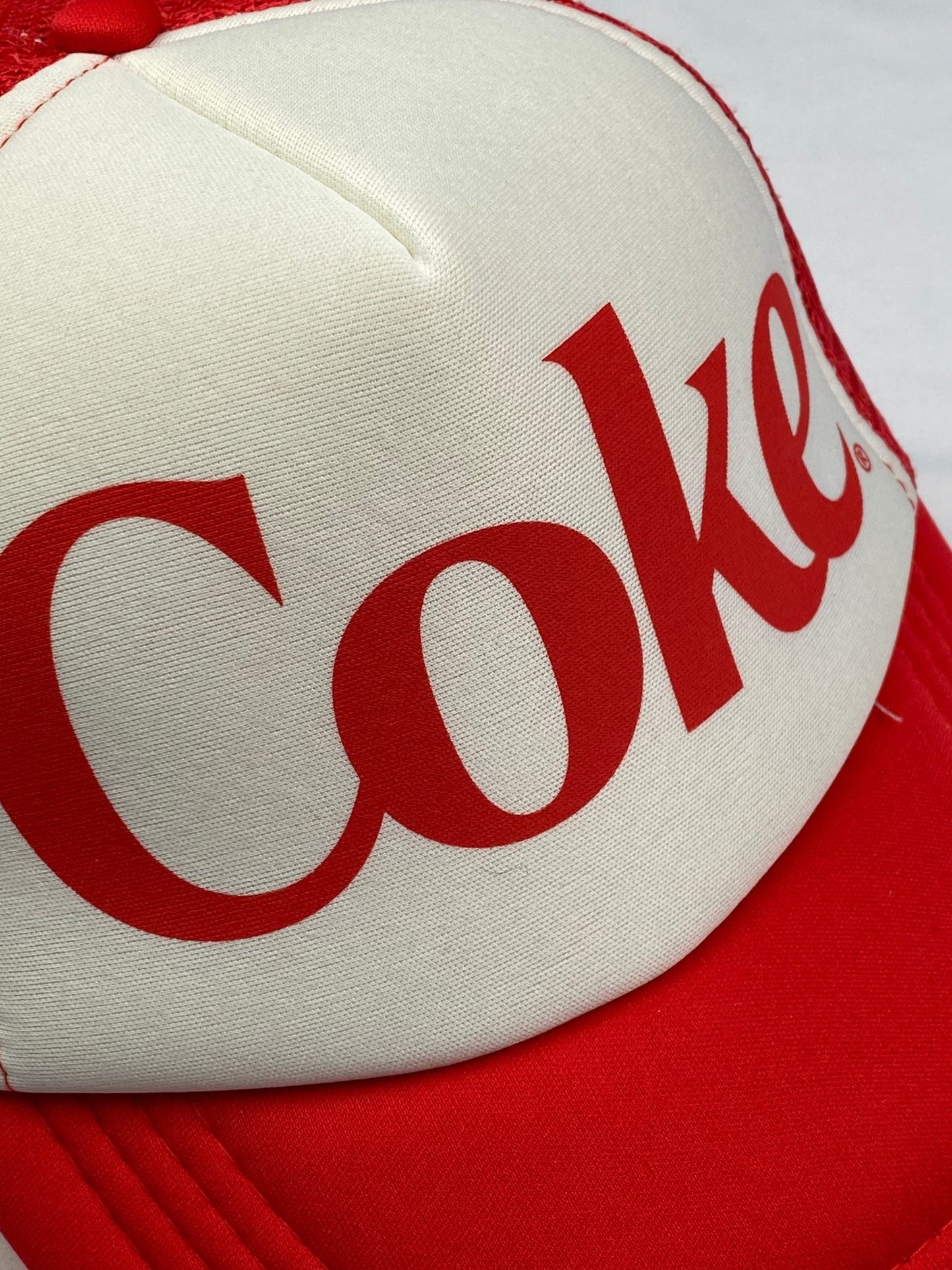 1990's COCA COLA 'COKE' TRUCKER HAT. - SEVENUES.