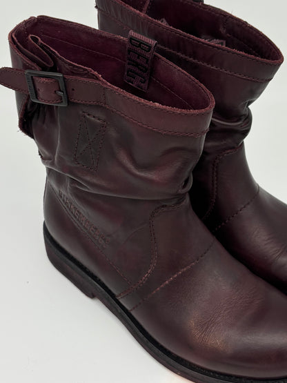 DIRK BIKKEMBERGS SLOUCHY ANKLE BOOTS. (38)