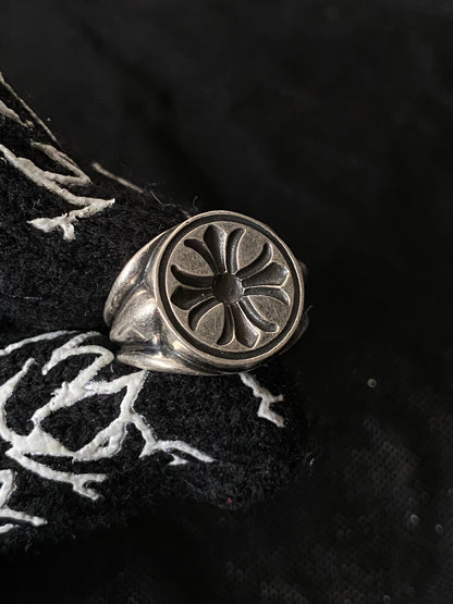 CHROME HEARTS MALTESE CROSS COCKTAIL RING.