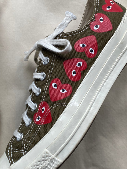 COMME DES GARÇONS PLAY 'MULTIHEART' CHUCK 70 LOW. (44)