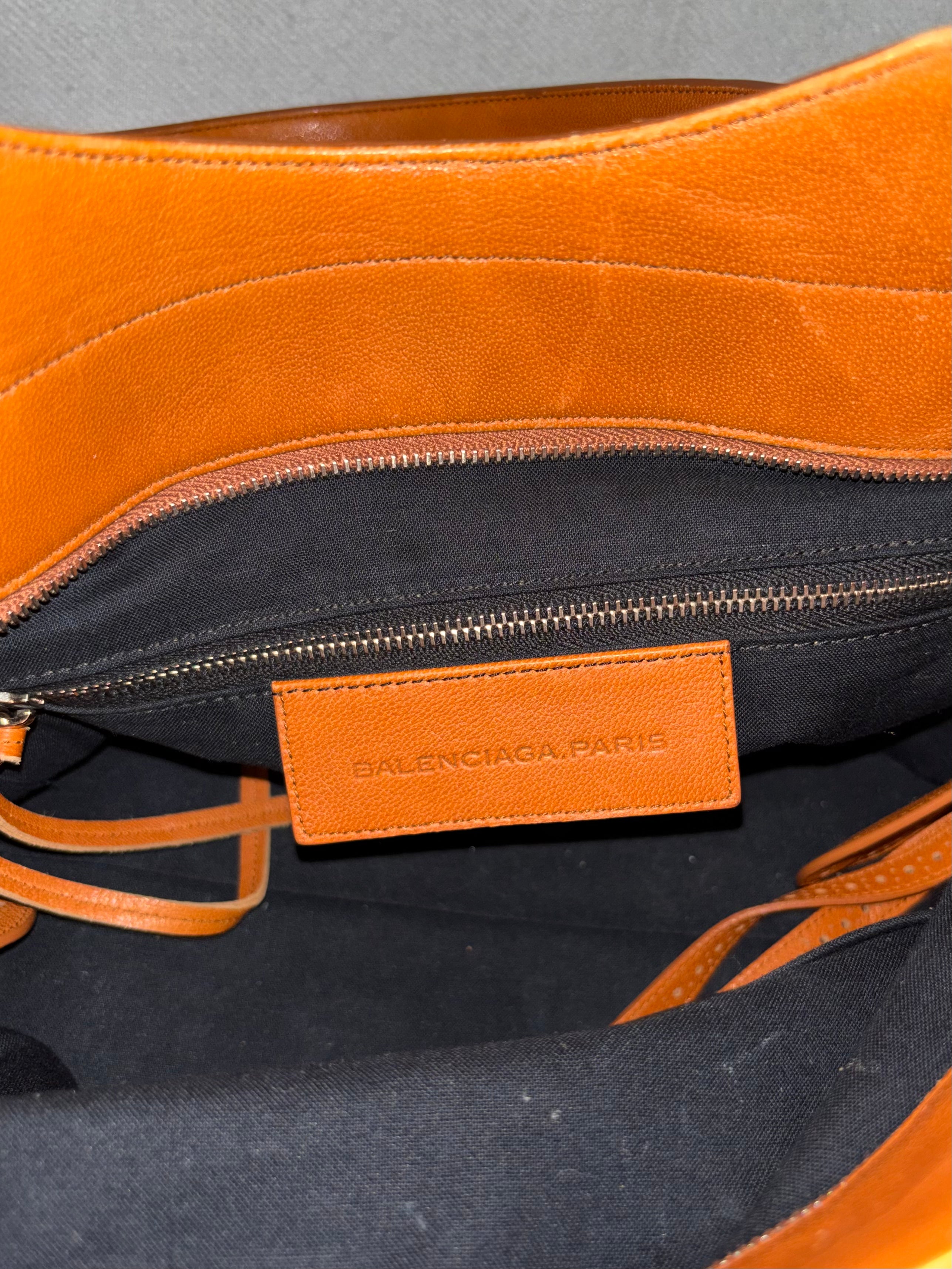 'RIVA CITY' LEATHER BAG.