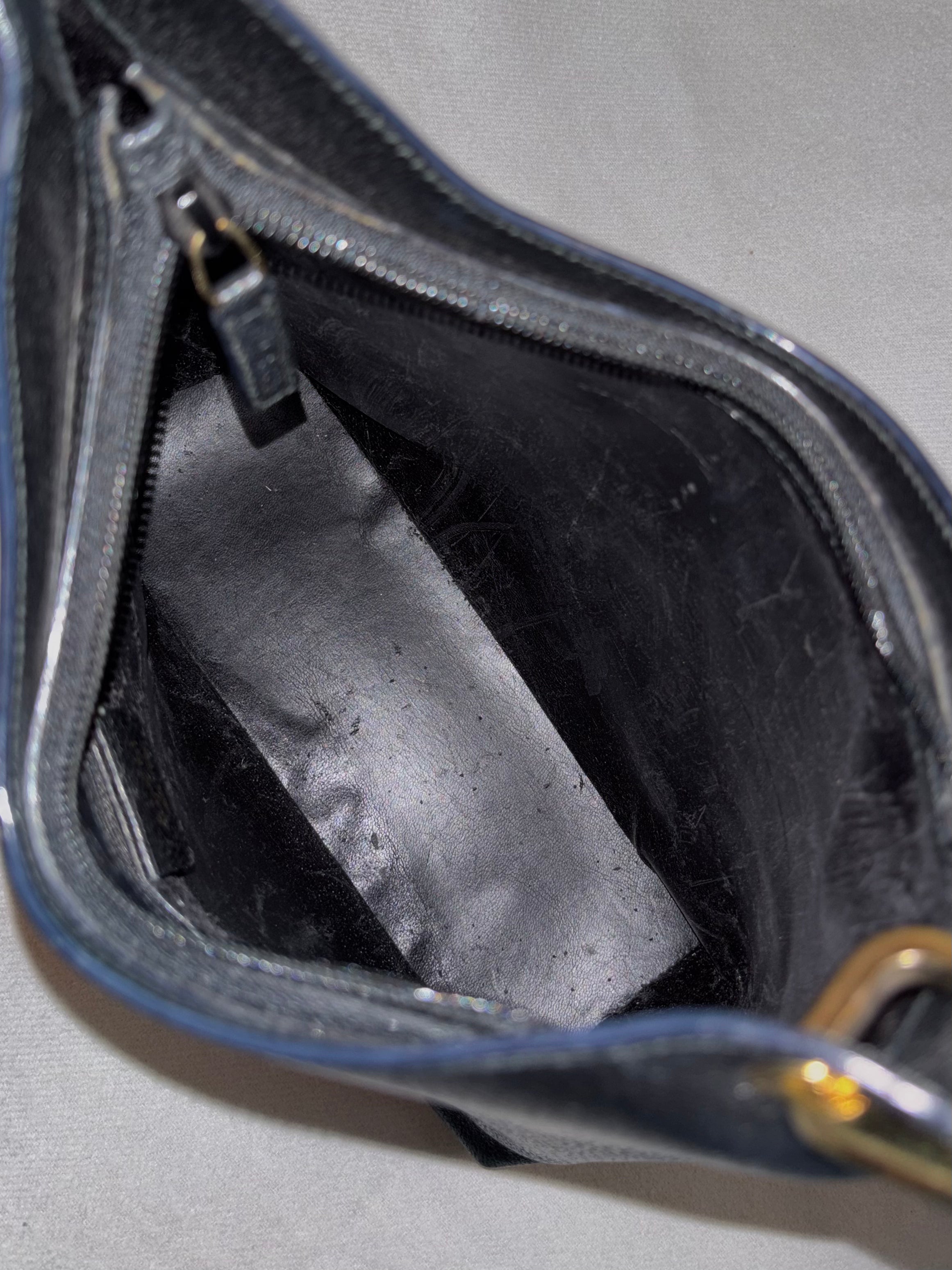 BAMBOO LEATHER BAG.