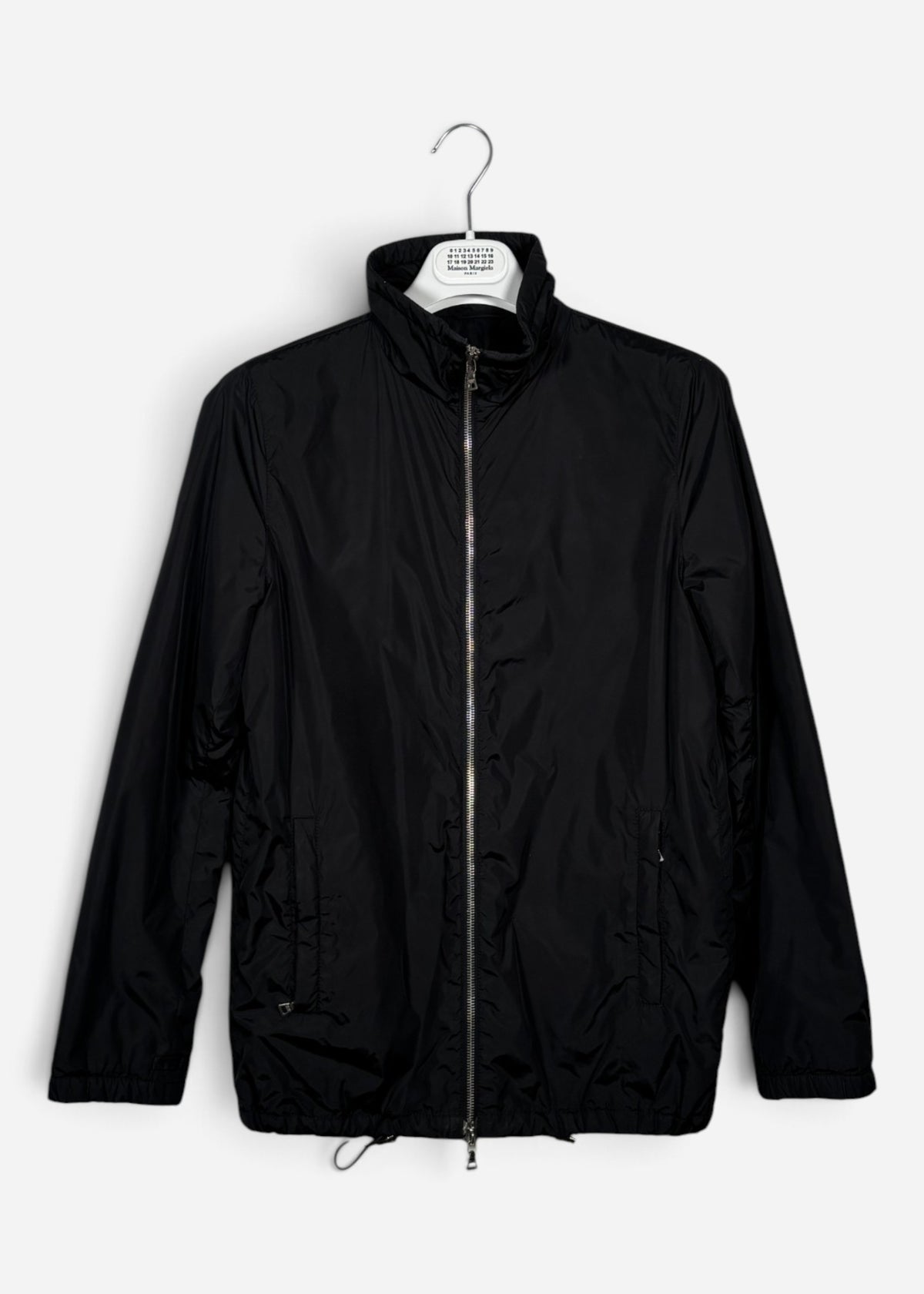 NYLON JACKET. (38)