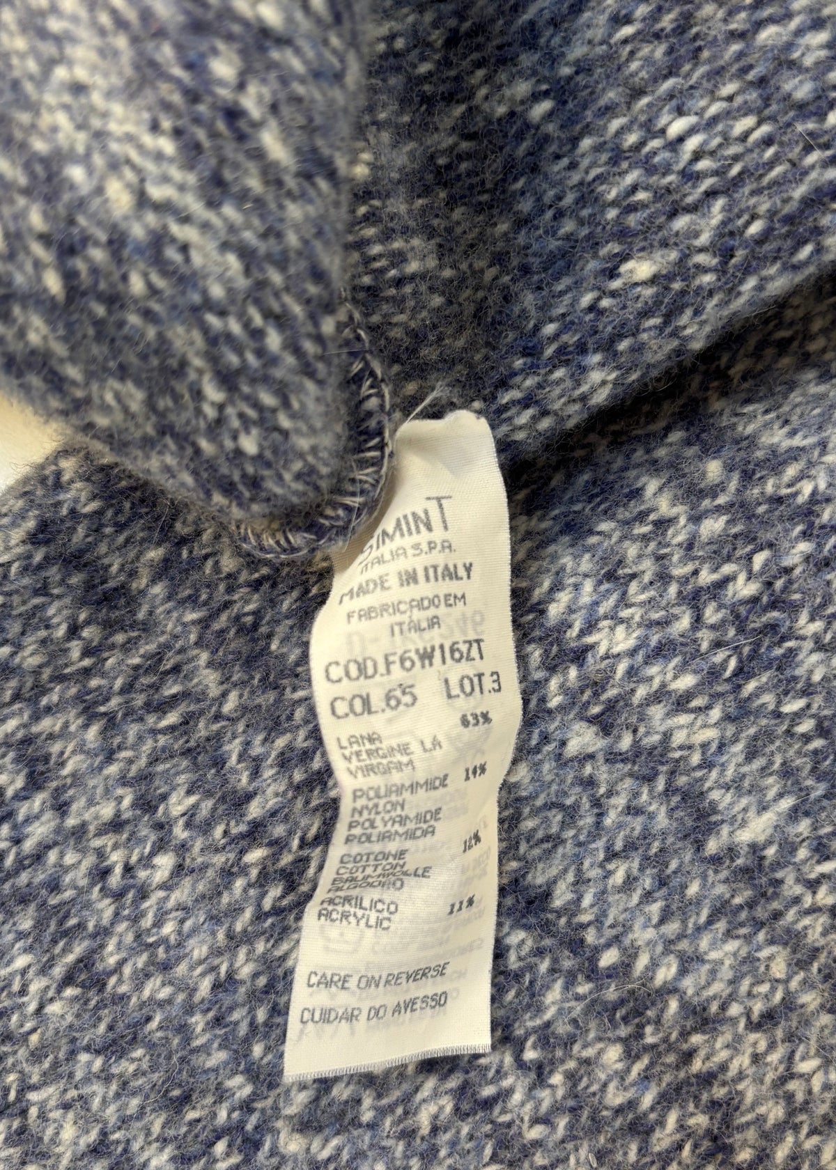 WOOL SWEATER. (L)