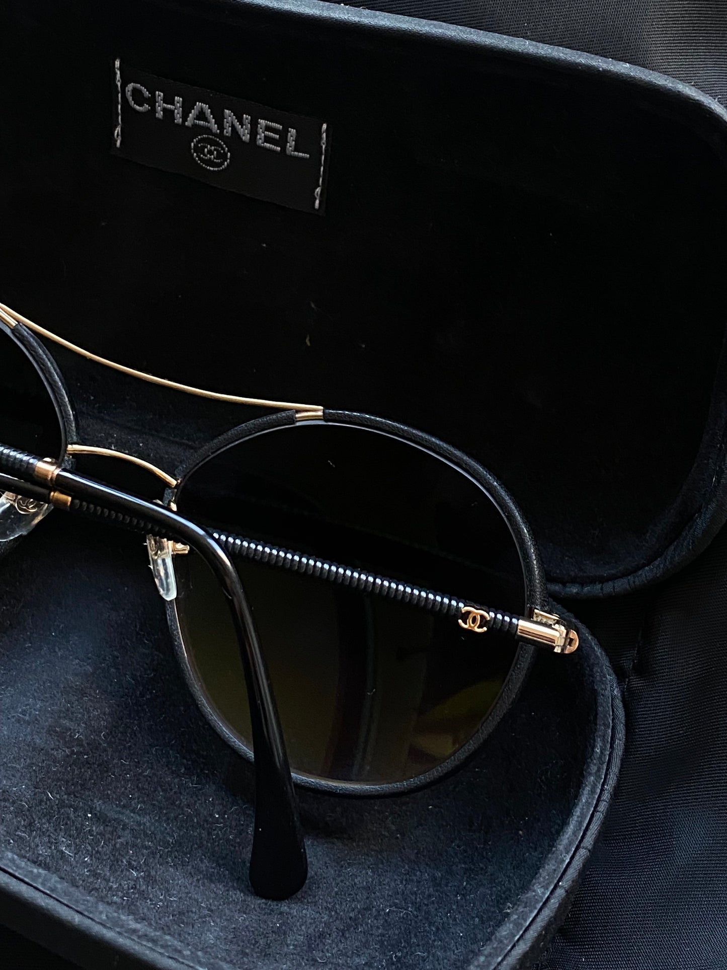 CHANEL PILOT BUTTERFLY SUNGLASSES.