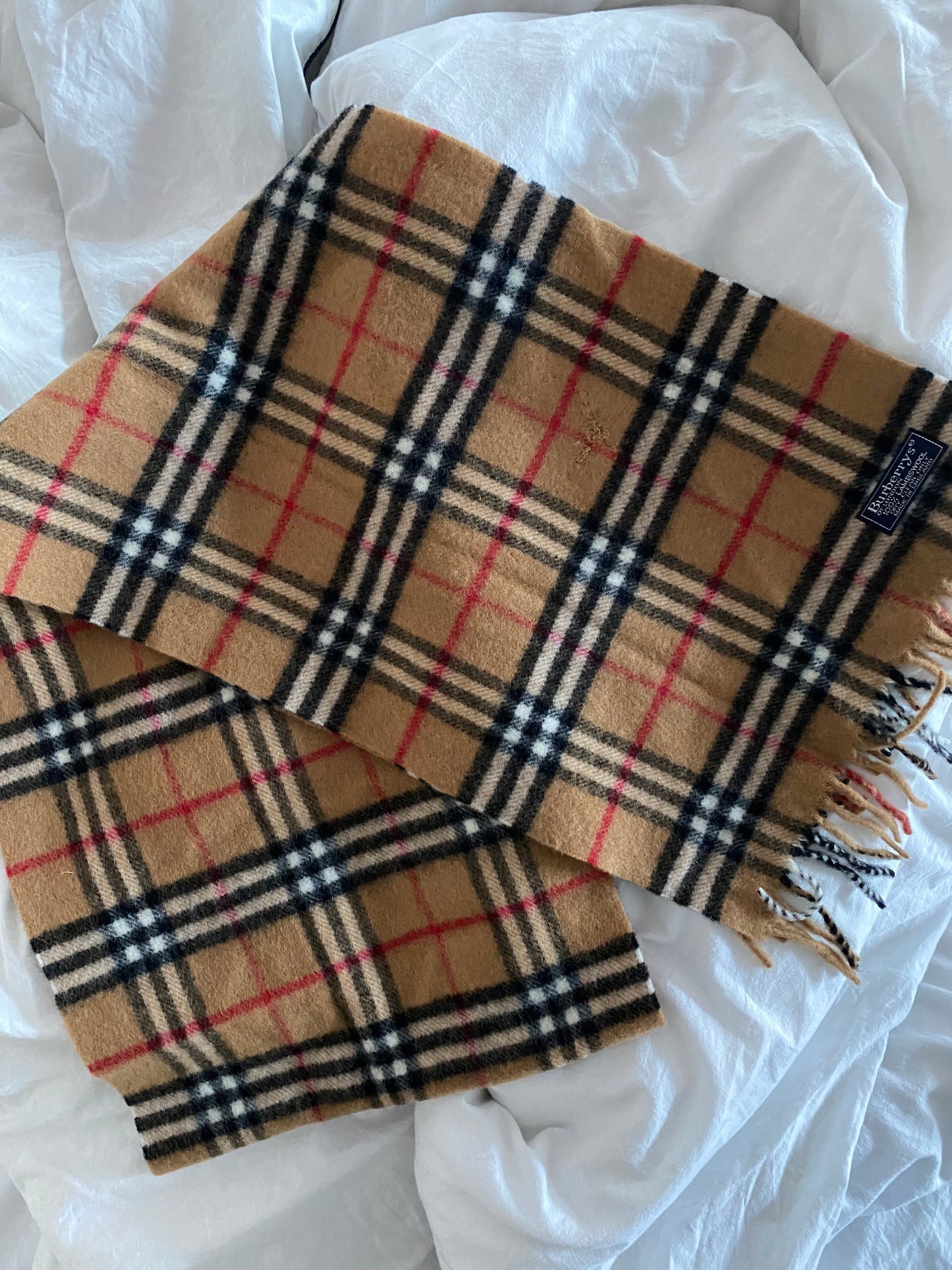 BURBERRY LONDON LAMBSWOOL NOVACHECK SCARF.