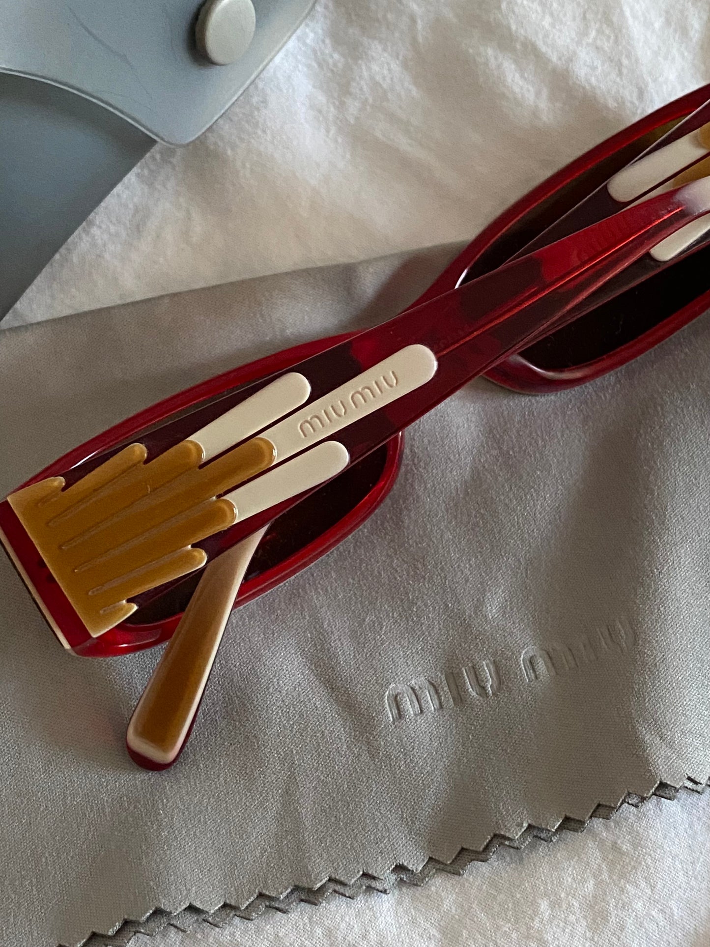 MIU MIU 2000's WINGS SUNGLASSES.