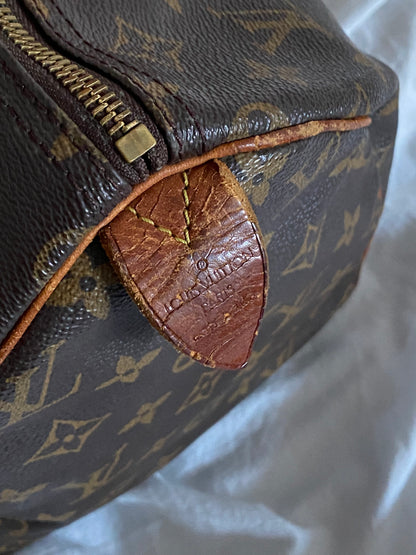 LOUIS VUITTON SPEEDY 30 MONOGRAM CANVAS HANDBAG.