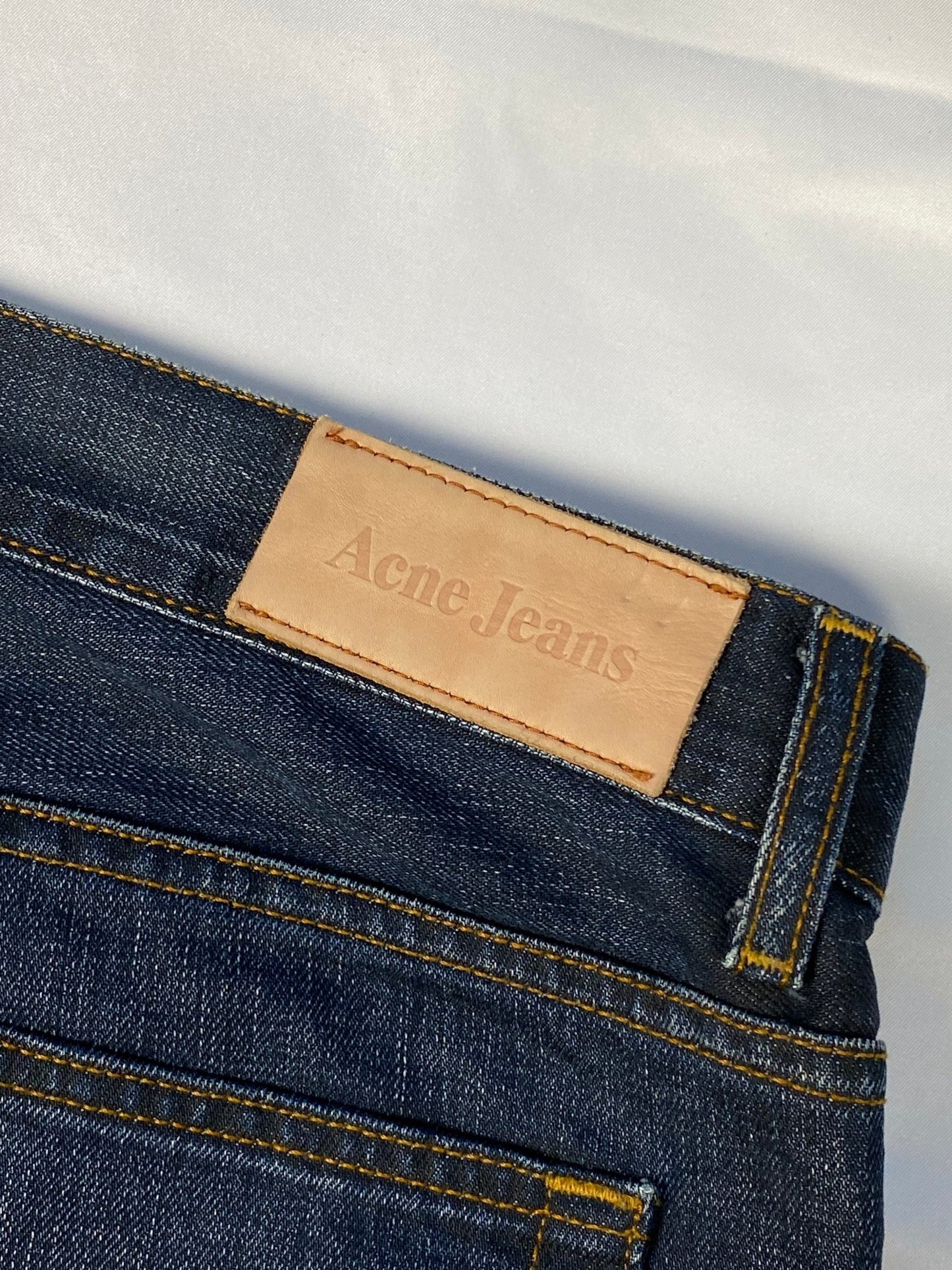 ACNE JEANS 'DESPERADOS' INDIGO STRAIGHT DENIM. (36 / 34) - SEVENUES.