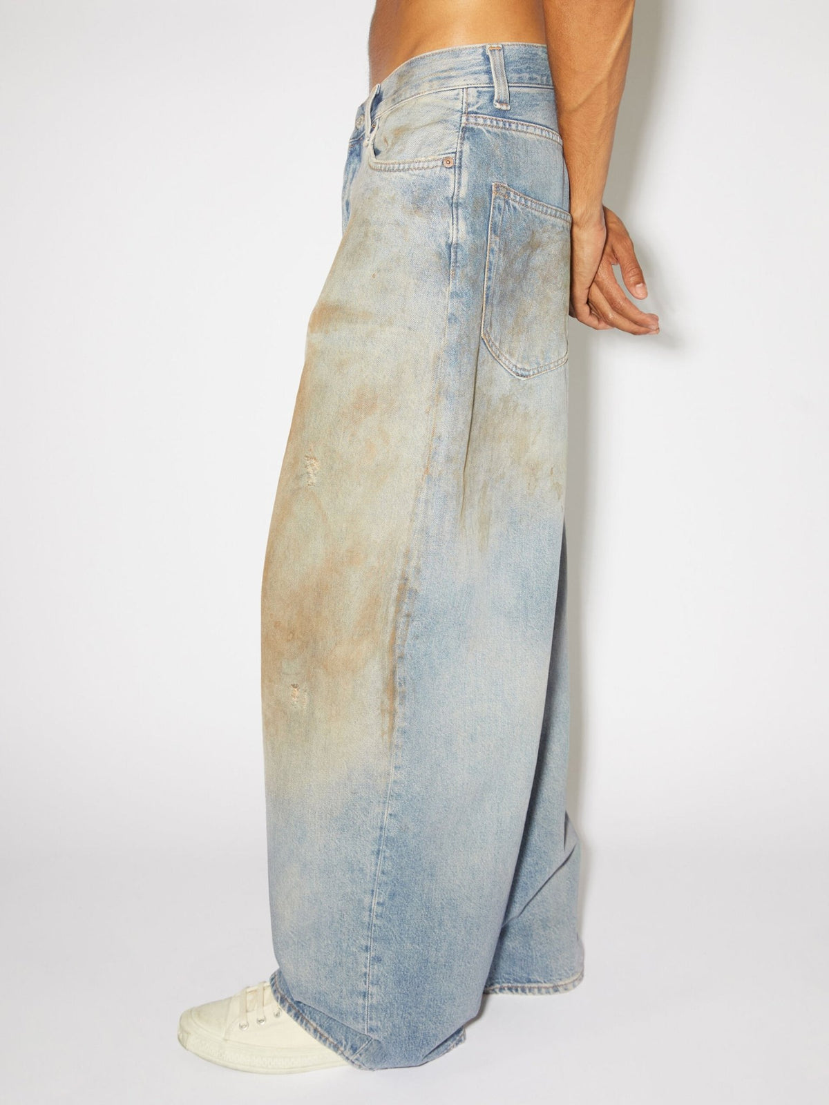 ACNE STUDIOS 2023 MID BLUE MUD DENIM. (32x32) - SEVENUES.
