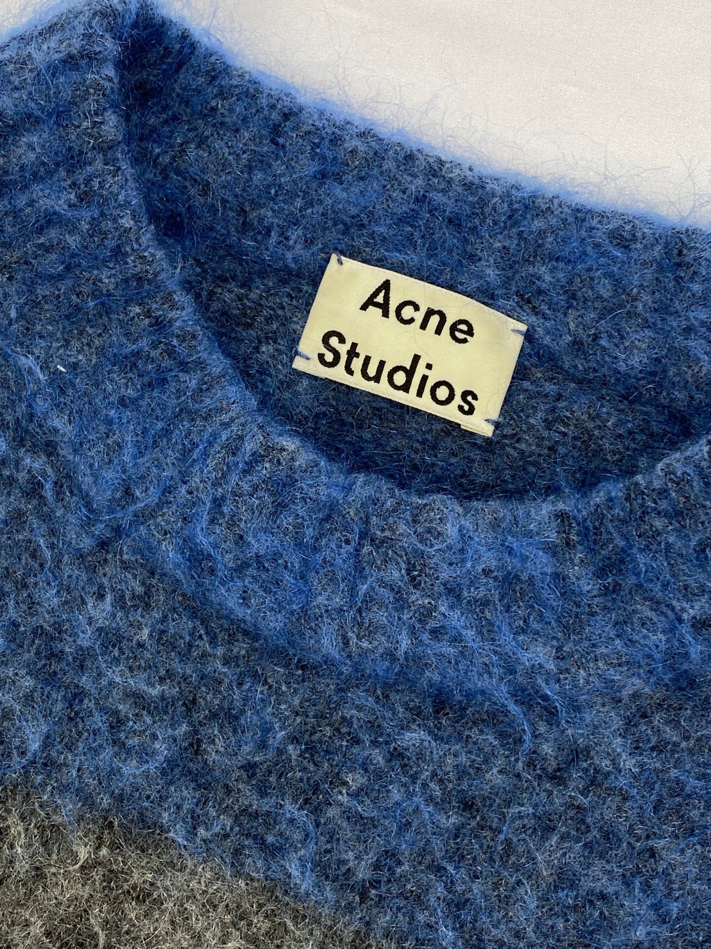 ACNE STUDIOS 'ALBAH' OVERSIZED STRIPED MOHAIR JUMPER. (XS) - SEVENUES.