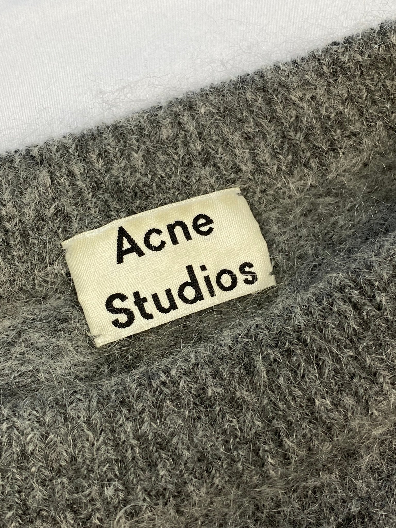 ACNE STUDIOS 'DRAMATIC' MOHAIR OVERSIZED KNIT JUMPER. (XXS) - SEVENUES.