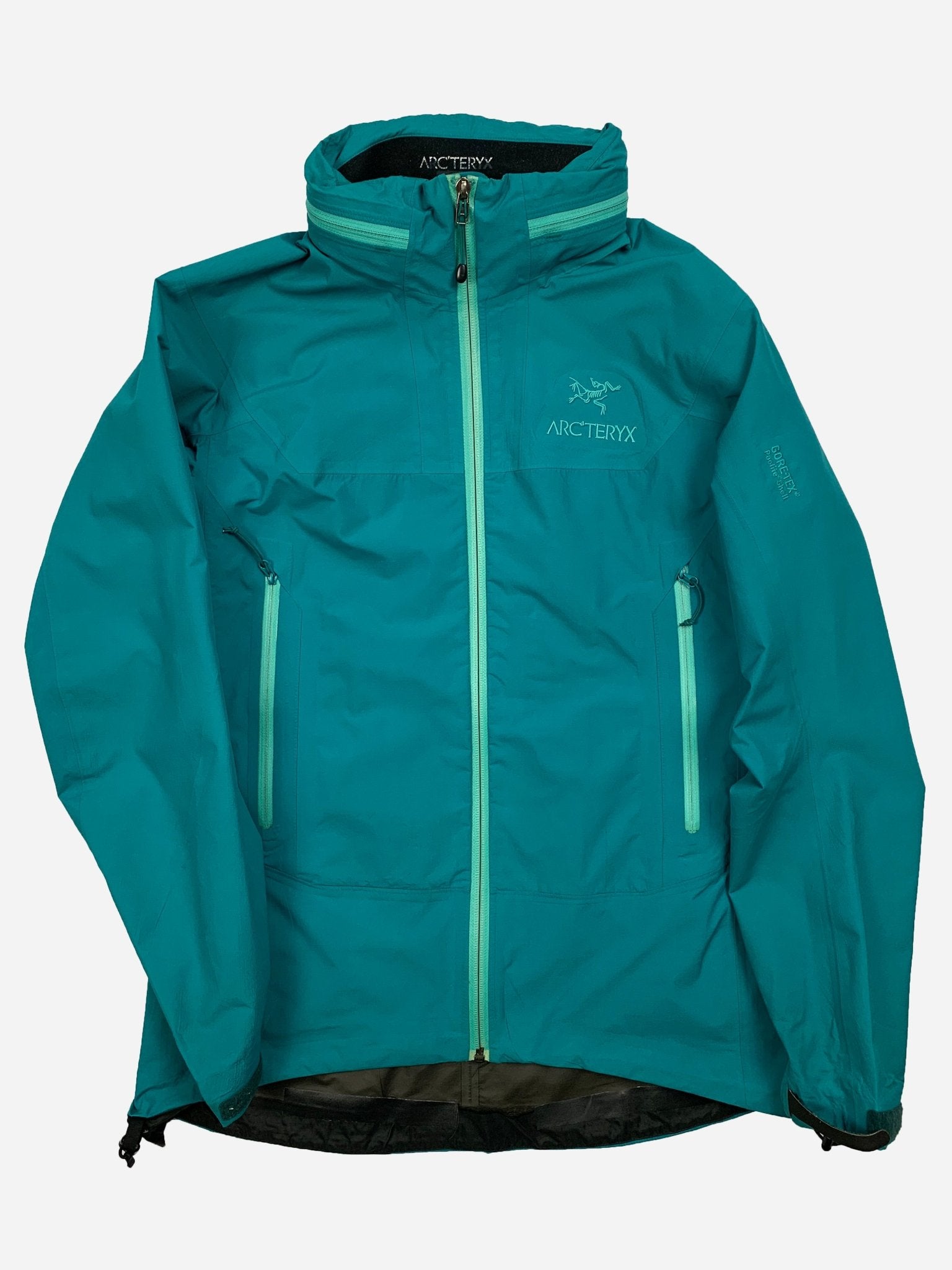 ARC'TERYX BETA AR GORE - TEX SHELL JACKET. (S) - SEVENUES.