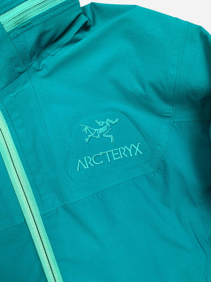 ARC'TERYX BETA AR GORE - TEX SHELL JACKET. (S) - SEVENUES.