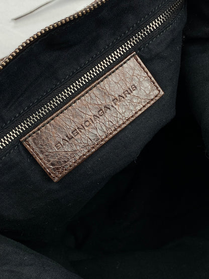 BALENCIAGA 'THE DAY' LEATHER SHOULDER BAG.