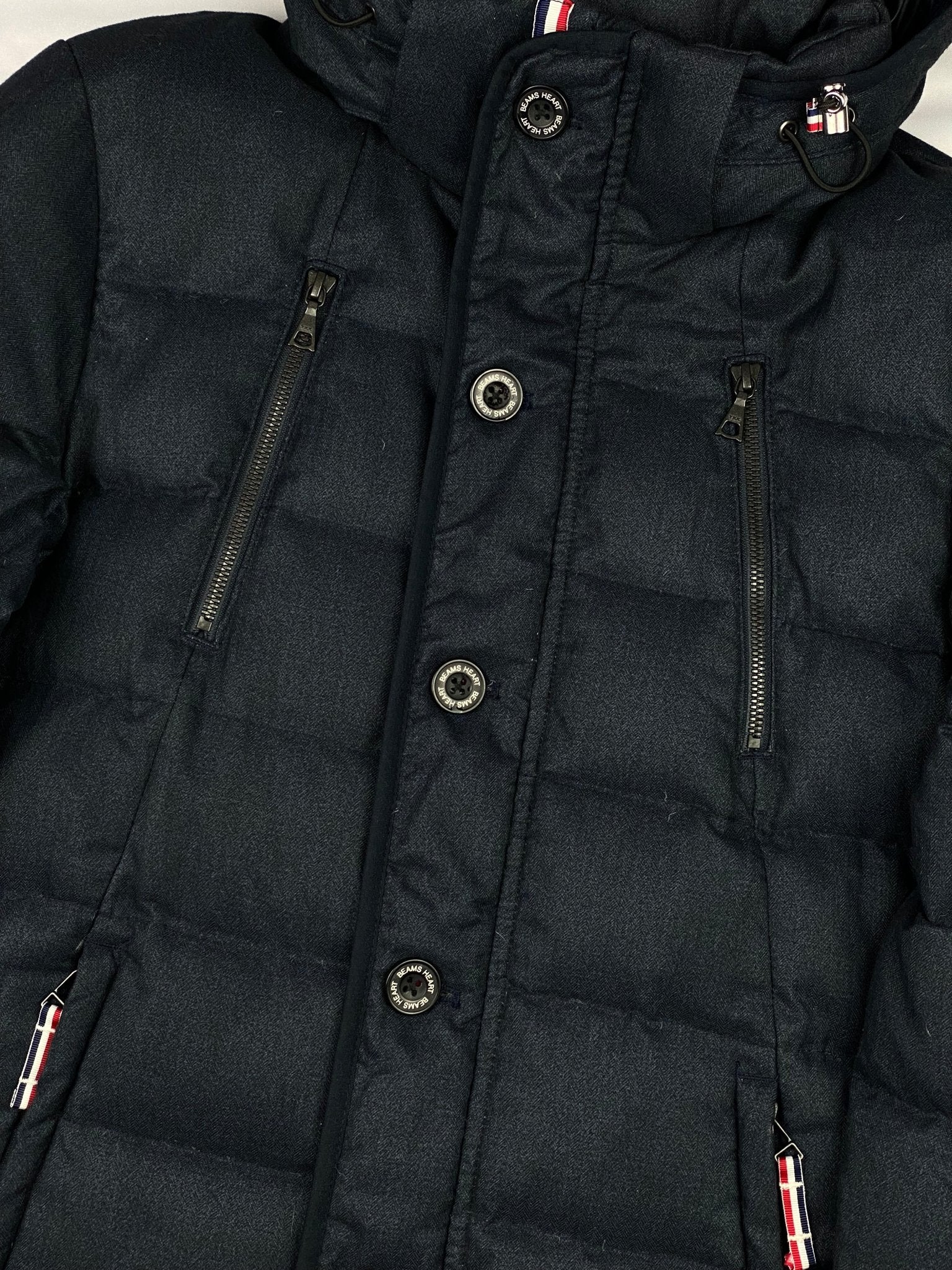 BEAMS HEART HERRINGBONE DOWN JACKET. (M) - SEVENUES.