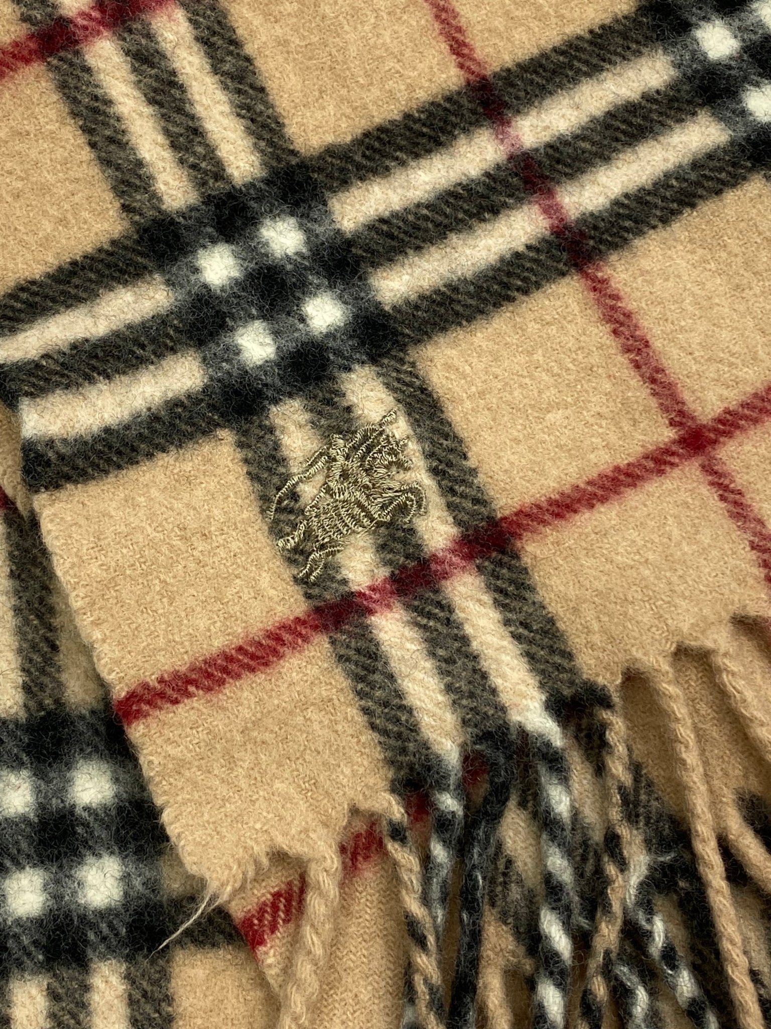 BURBERRY LONDON 90% MERINO WOOL 10% CASHMERE NOVACHECK SCARF.