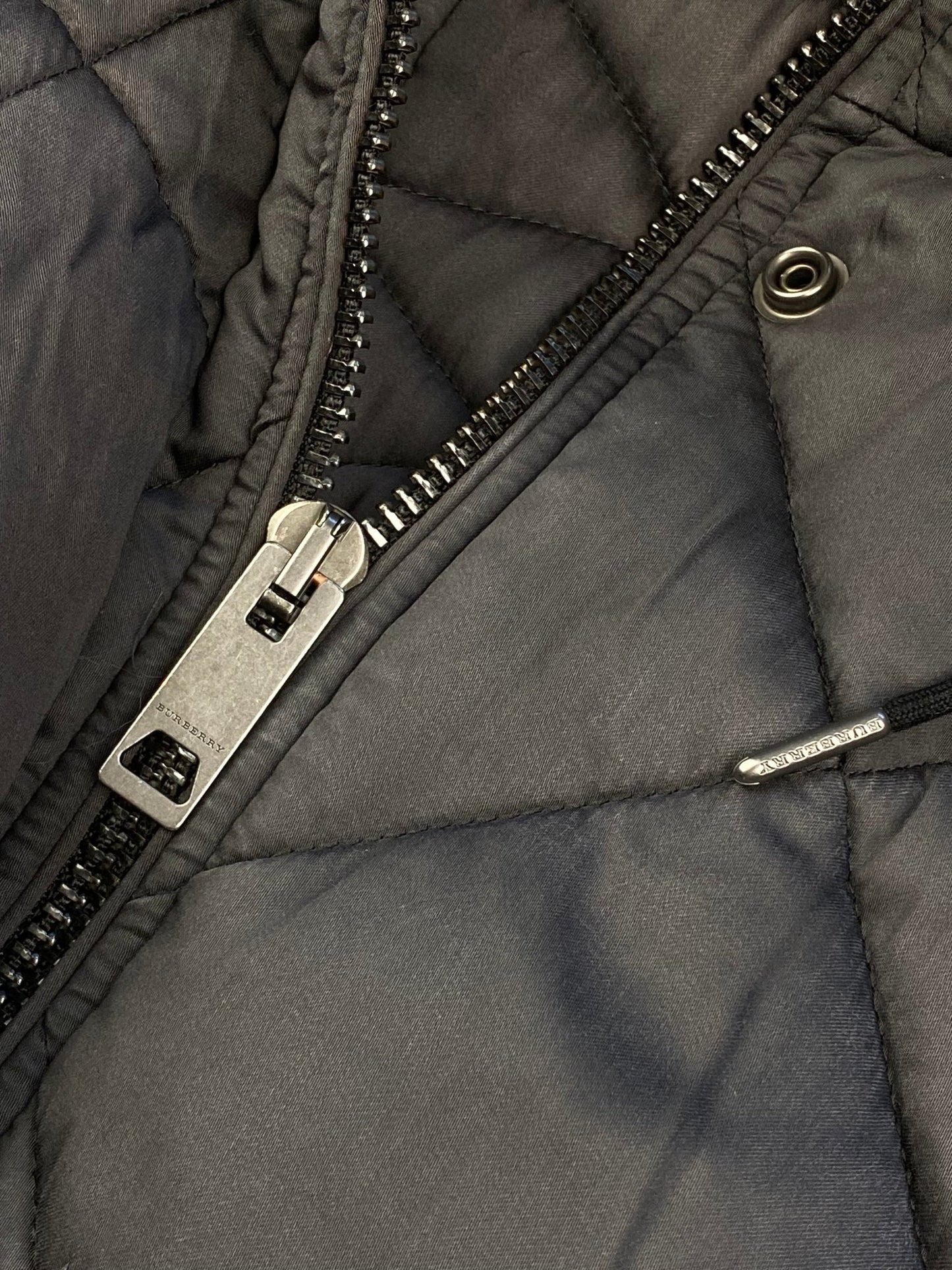 BURBERRY LONDON PADDED QUILTED PARKA COAT. (M) - SEVENUES.