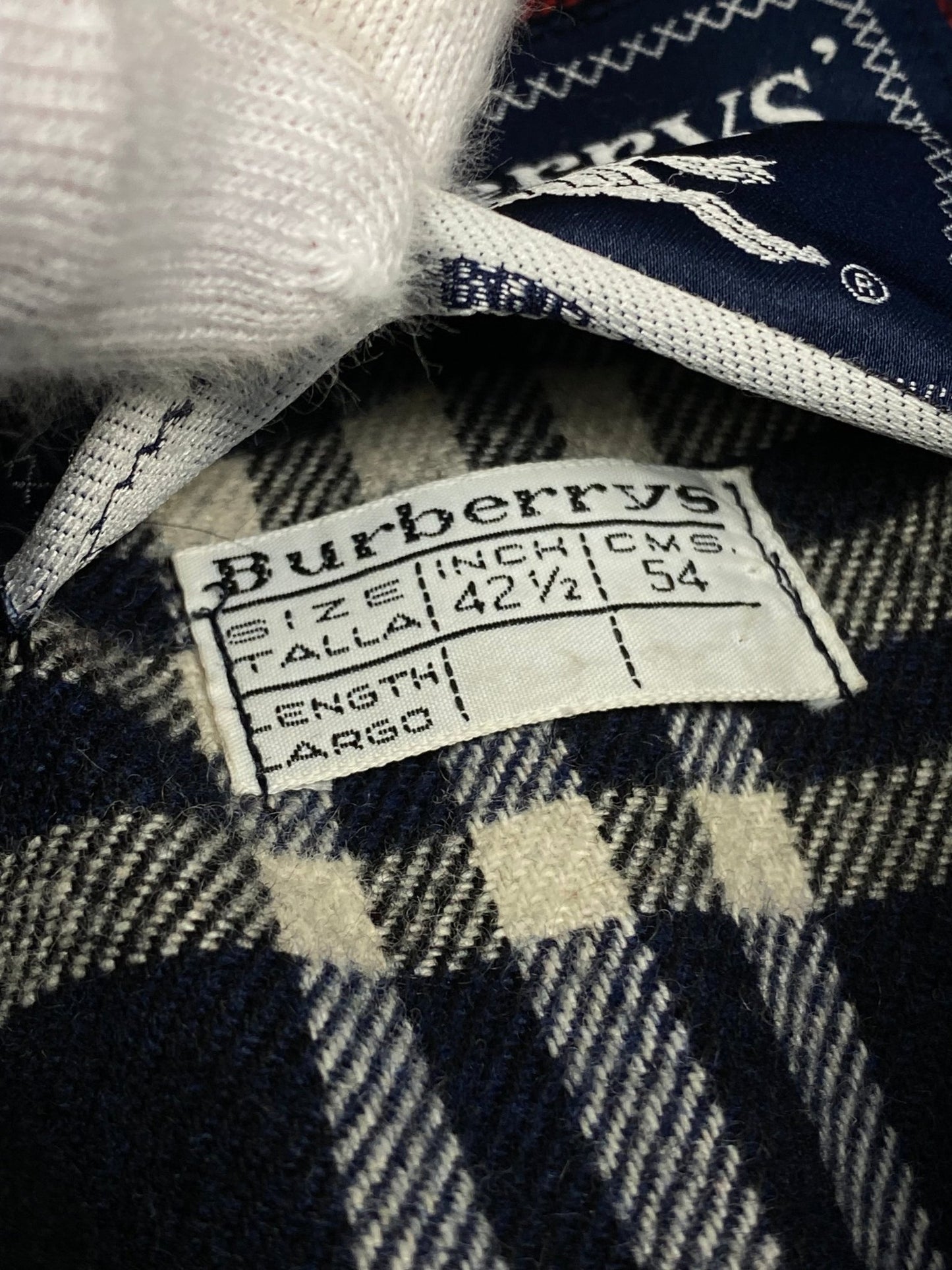 BURBERRY LONDON PURE WOOL BLOUSON WITH NOVACHECK LINING. (54 / L) - SEVENUES.