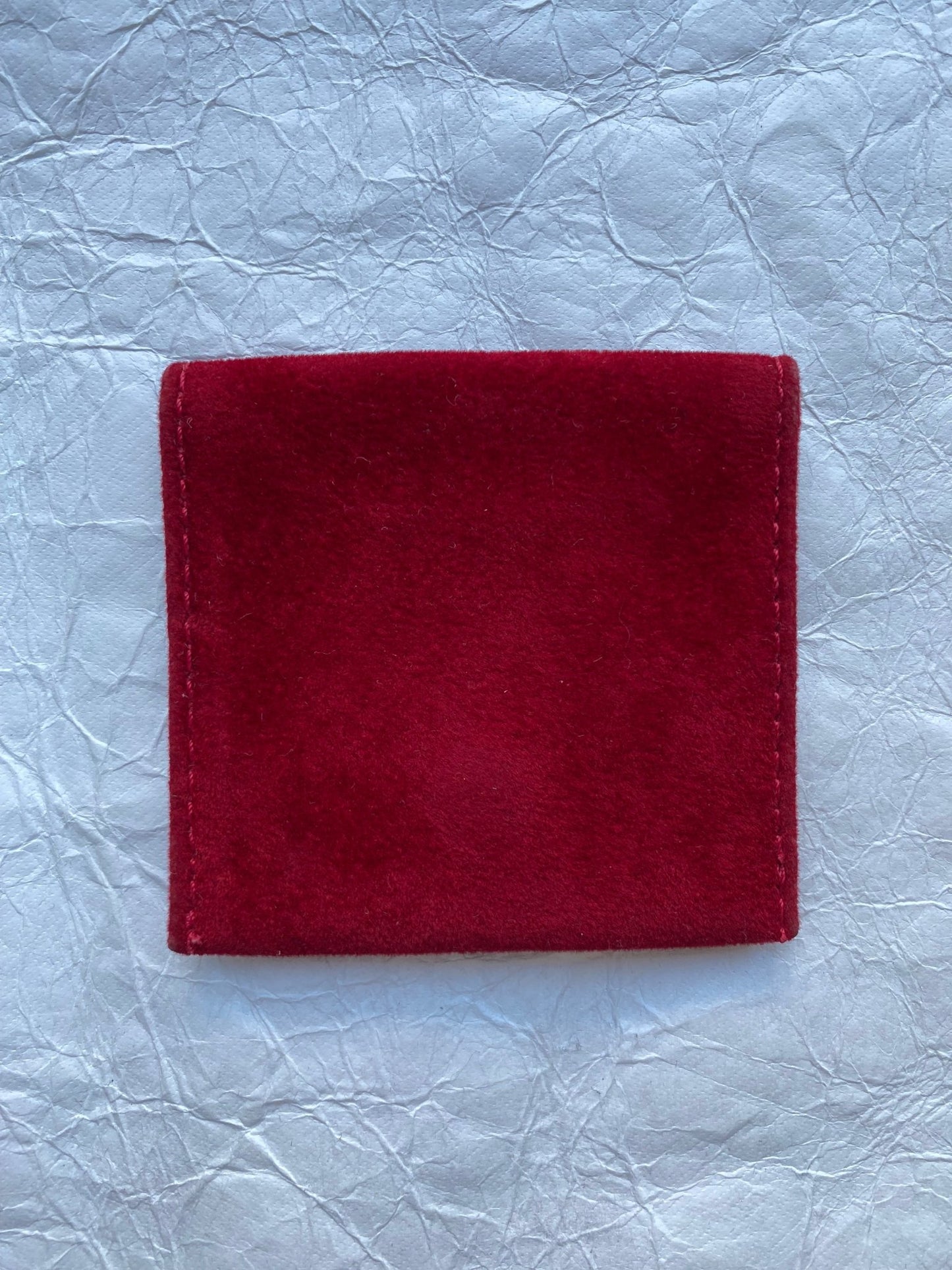 CARTIER VELVET JEWELRY POUCH RED. - SEVENUES.