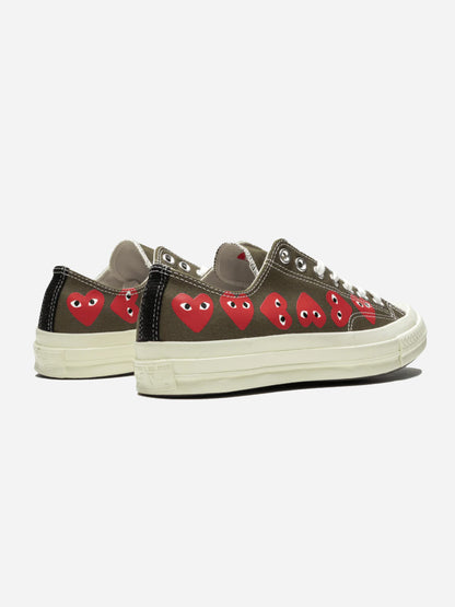 COMME DES GARÇONS PLAY 'MULTIHEART' CHUCK 70 LOW. (44)