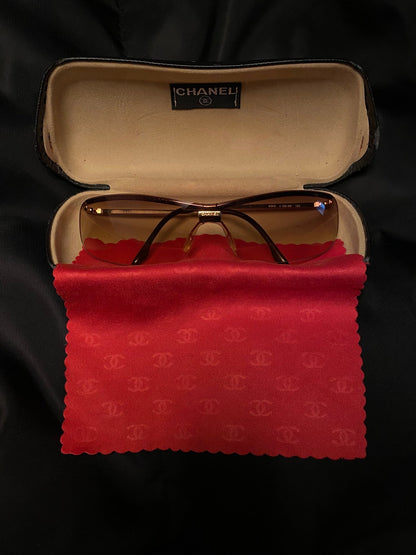 CHANEL 1990's SEMI - RIMLESS SUNGLASSES. - SEVENUES.