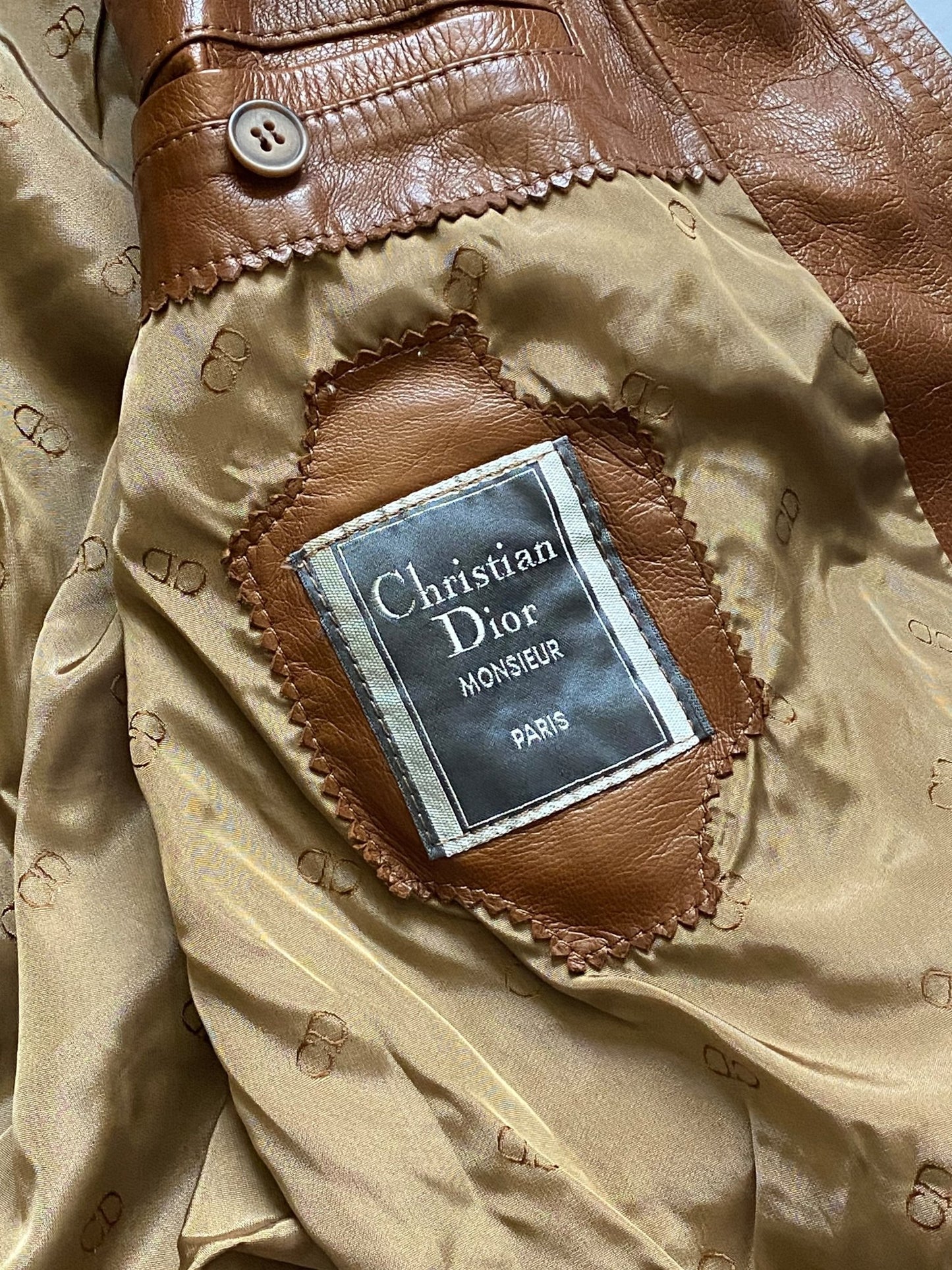 CHRISTIAN DIOR 1990's LEATHER ZIP - UP VEST. (44 / L) - SEVENUES.