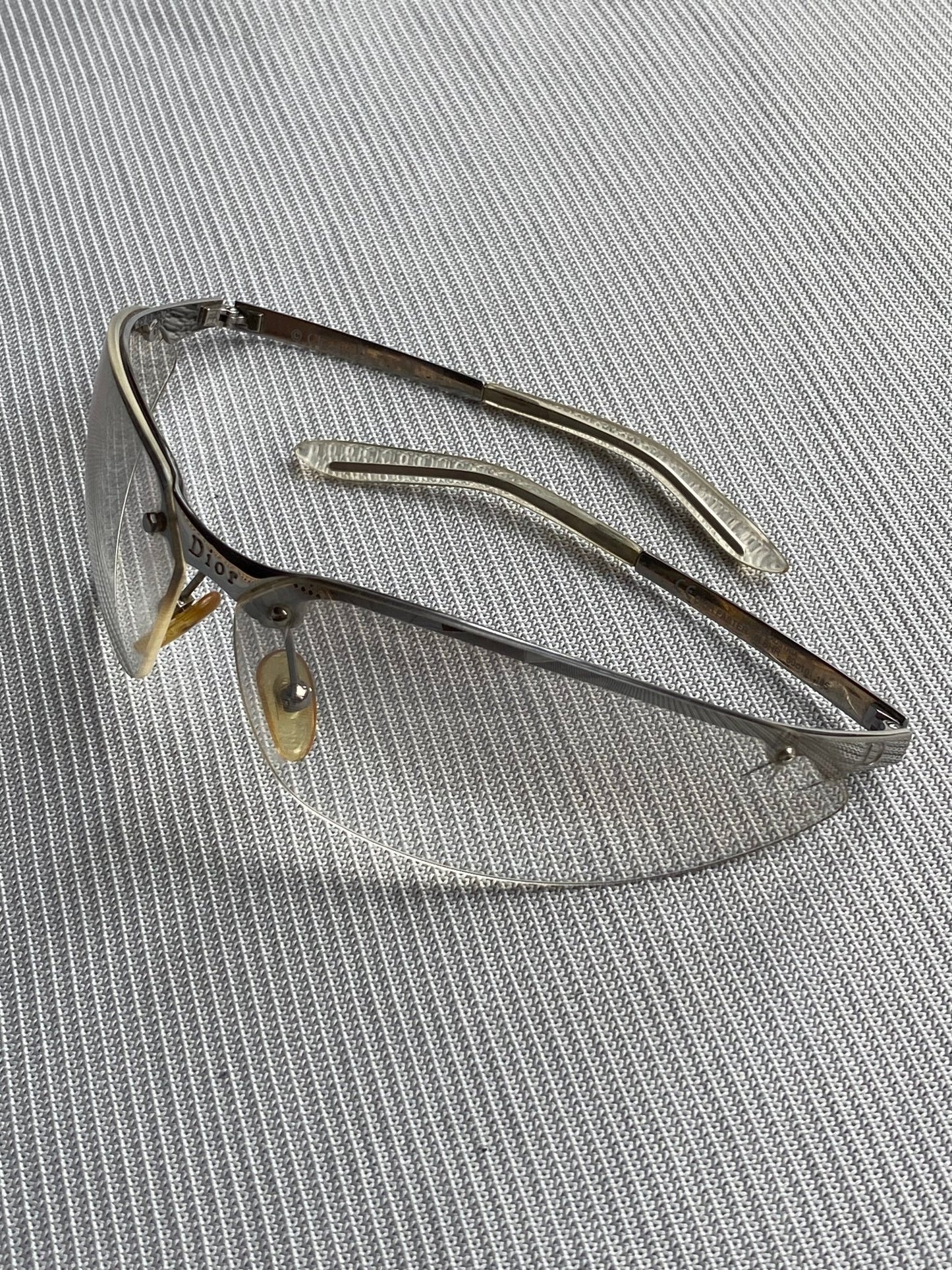 CHRISTIAN DIOR 'FASTER' SPORTS WRAP GLASSES. - SEVENUES.