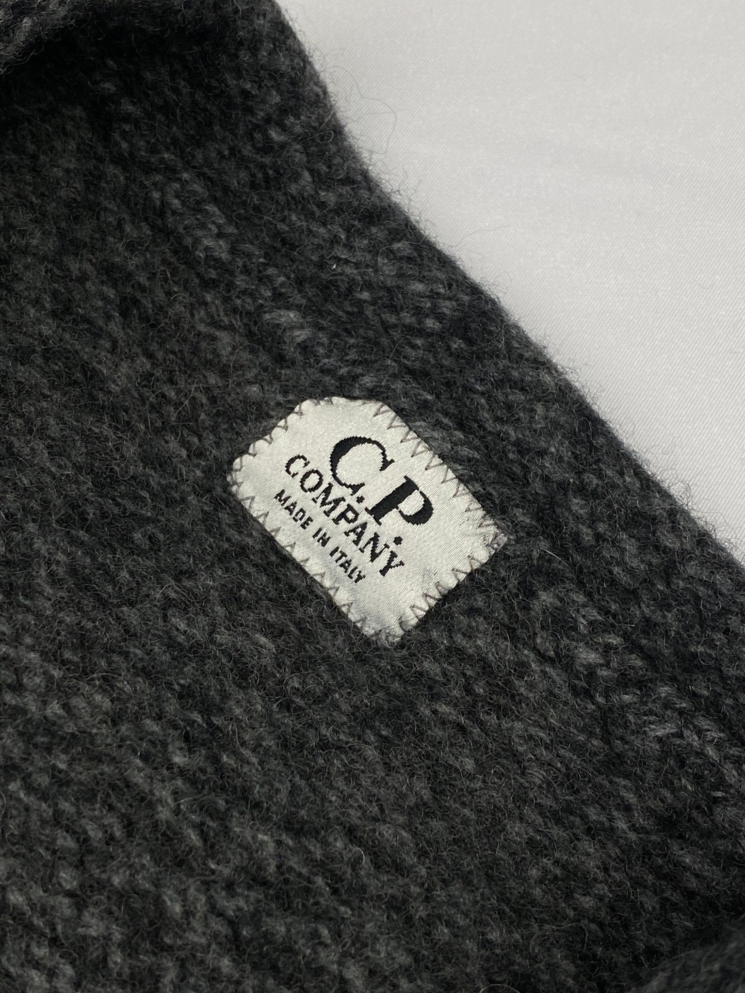 C.P. COMPANY F/W 1999 V - NECK KNITWEAR JUMPER. (L) - SEVENUES.