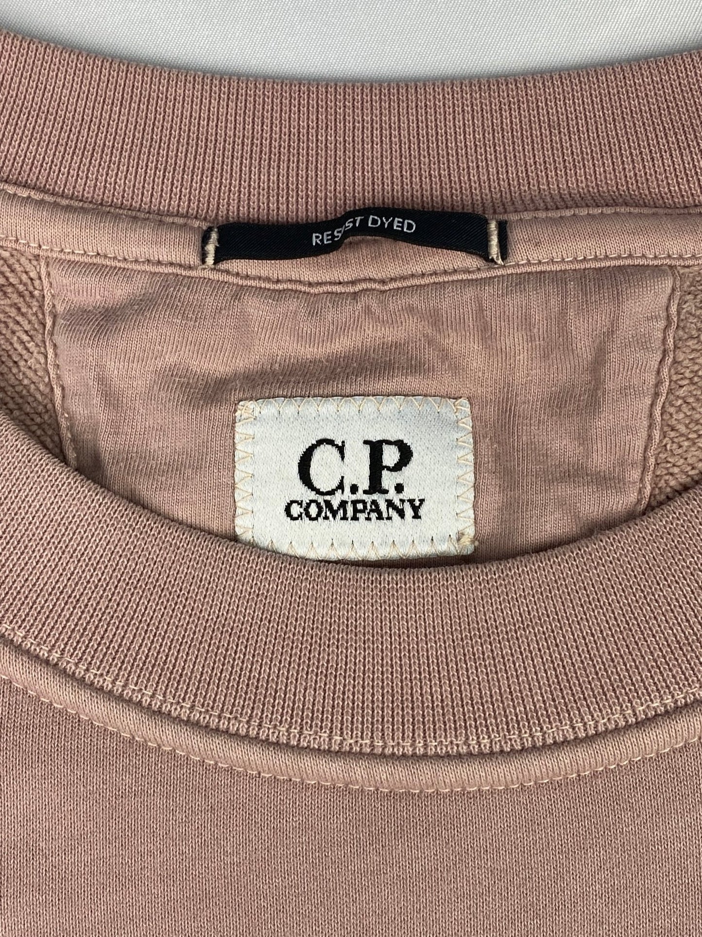 C.P. COMPANY RESIST DYED CREWNECK SWEATSHIRT. (L) - SEVENUES.