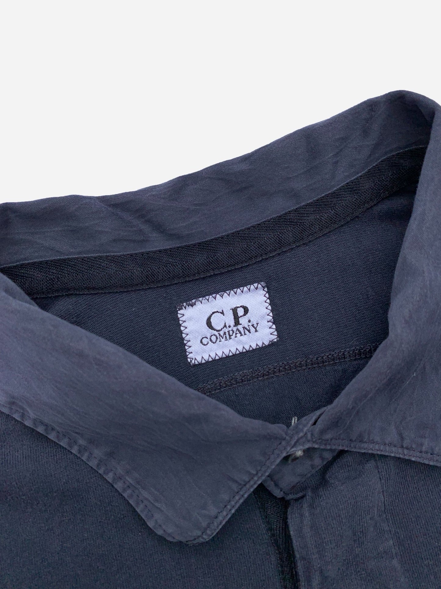 C.P. COMPANY S/S '08 LOGO EMBROIDERY POLOSHIRT. (L) - SEVENUES.