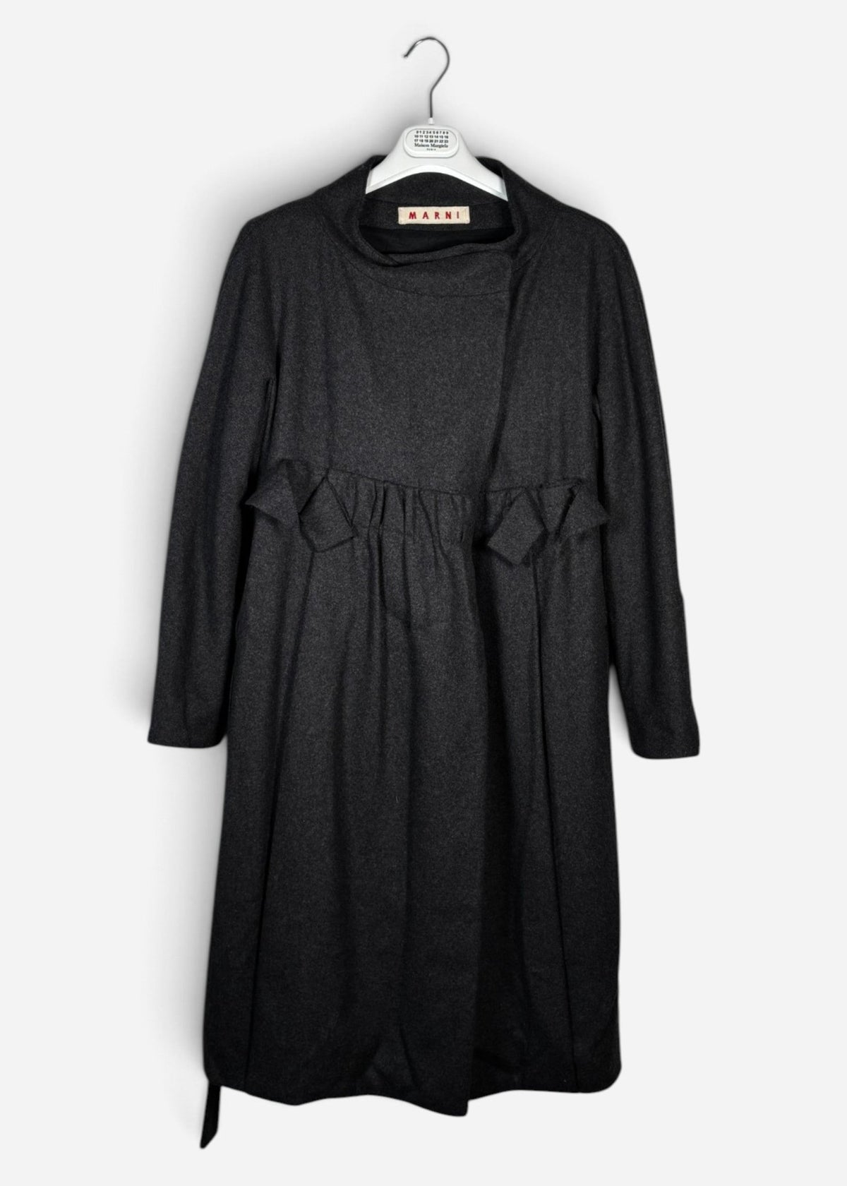 F/W 2016 BELTED WOOL COAT. (42 / S) - SEVENUES.