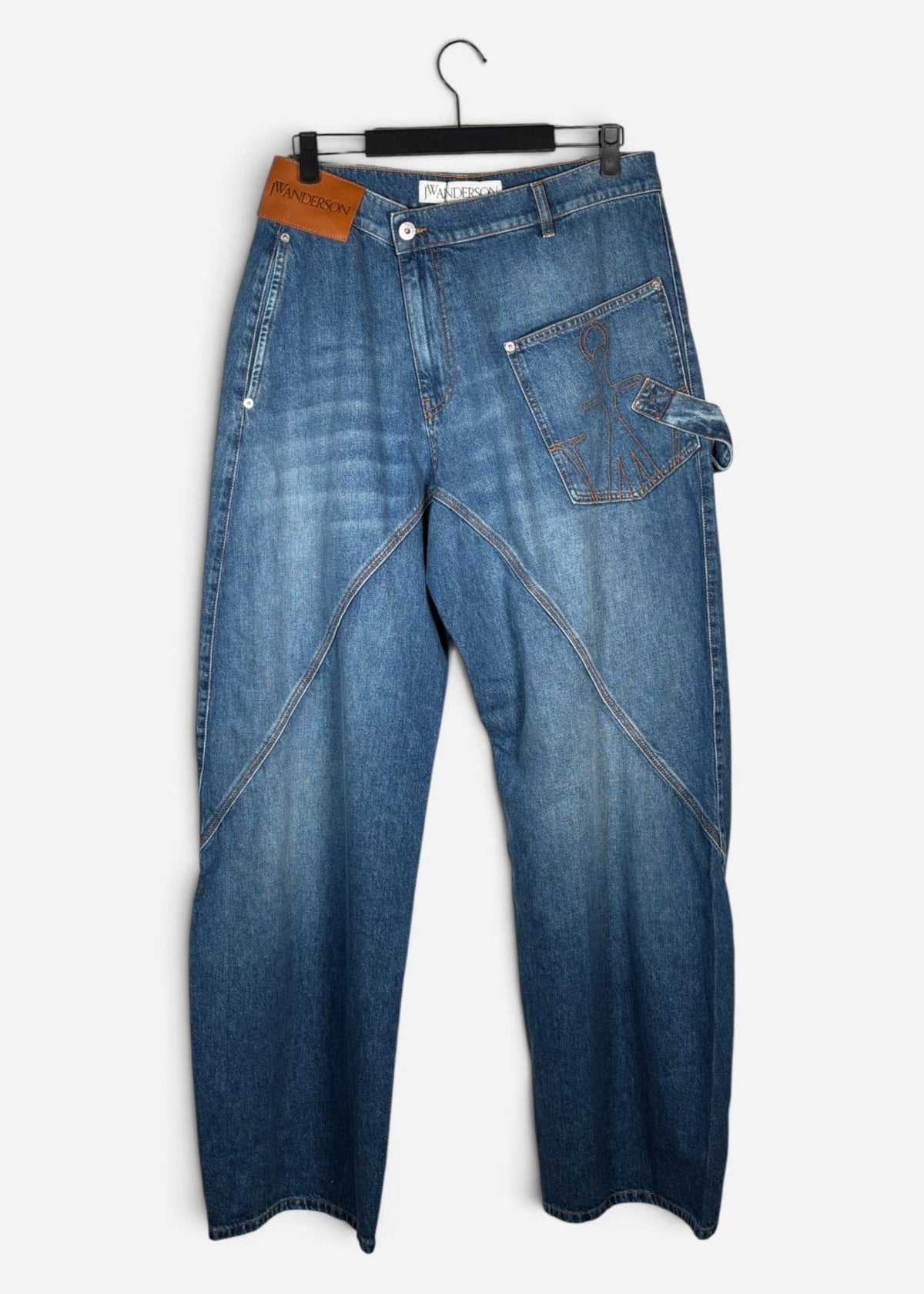 F/W 2024 DECONSTRUCTED TWISTED DENIM. (32) - SEVENUES.