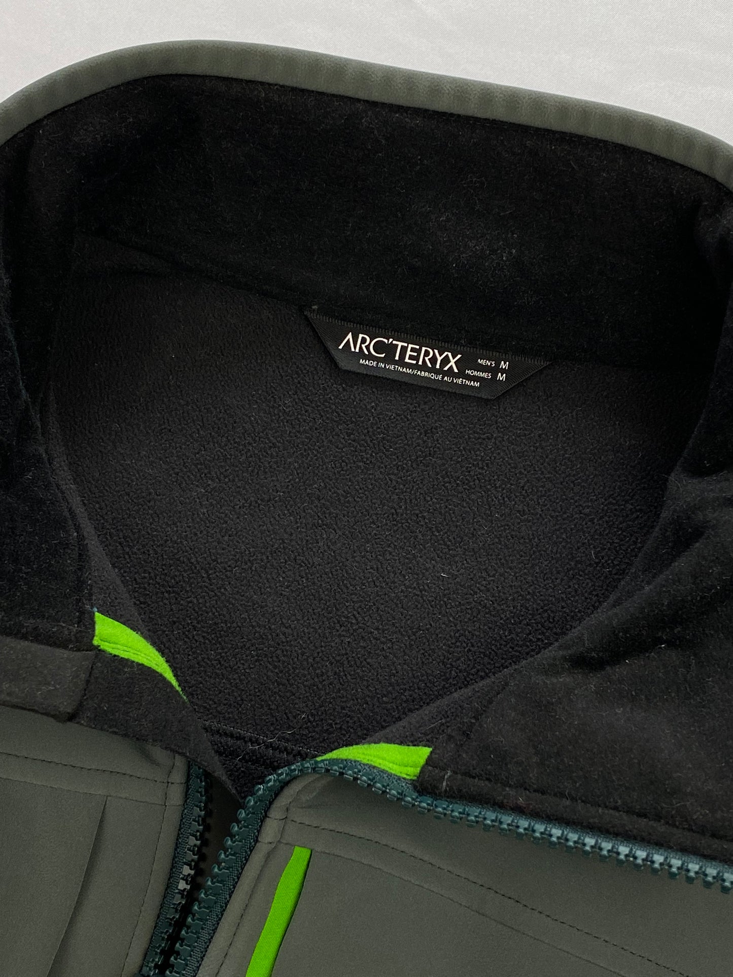 ARC'TERYX 'GAMMA MX' SHELL JACKET. (M)